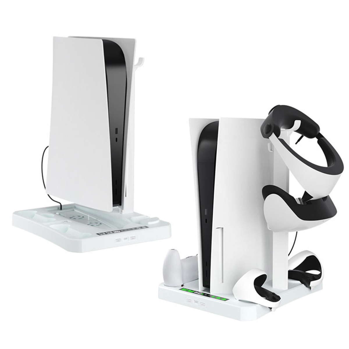 Zwei weiße PS5-Ständer, einer mit einer PS5-Konsole, der andere mit VR-Zubehör.