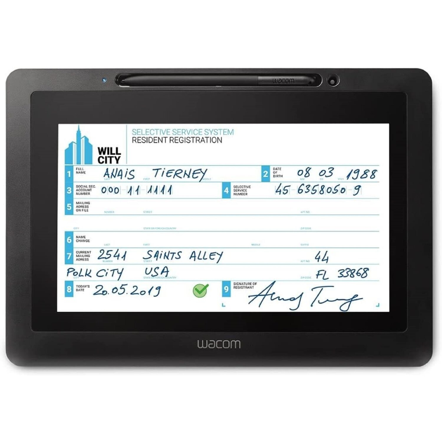Ein schwarzes Wacom-Tablet mit ausgefülltem Formular. Das Formular ist eine Einwohneranmeldung.