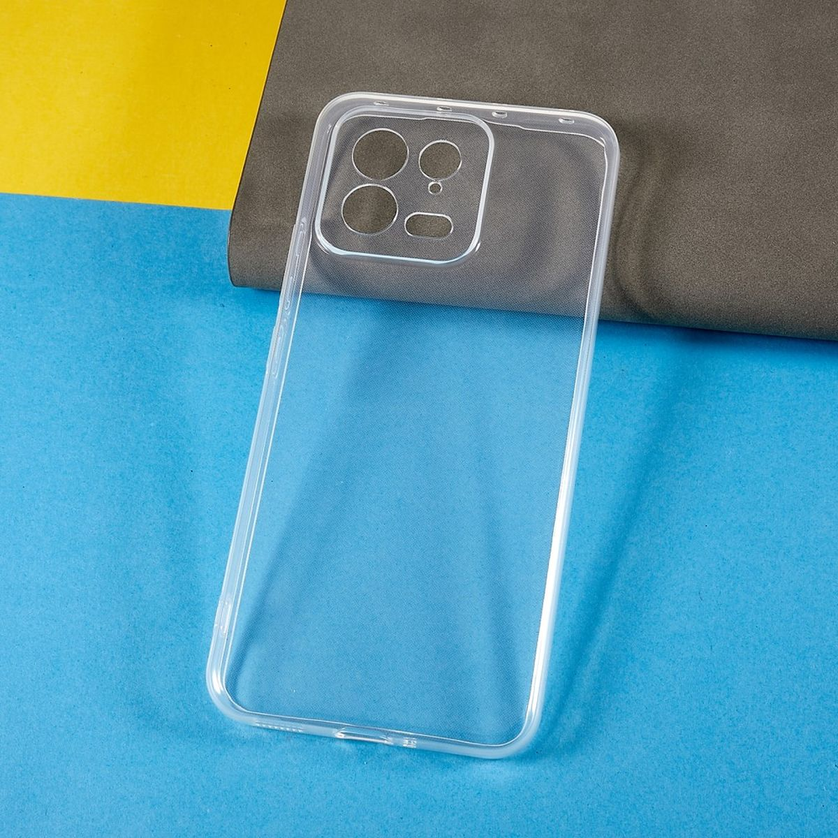 COVERKINGZ Handyhülle Case Ultra Xiaomi, dünn, Transparent 5G, 13 Backcover