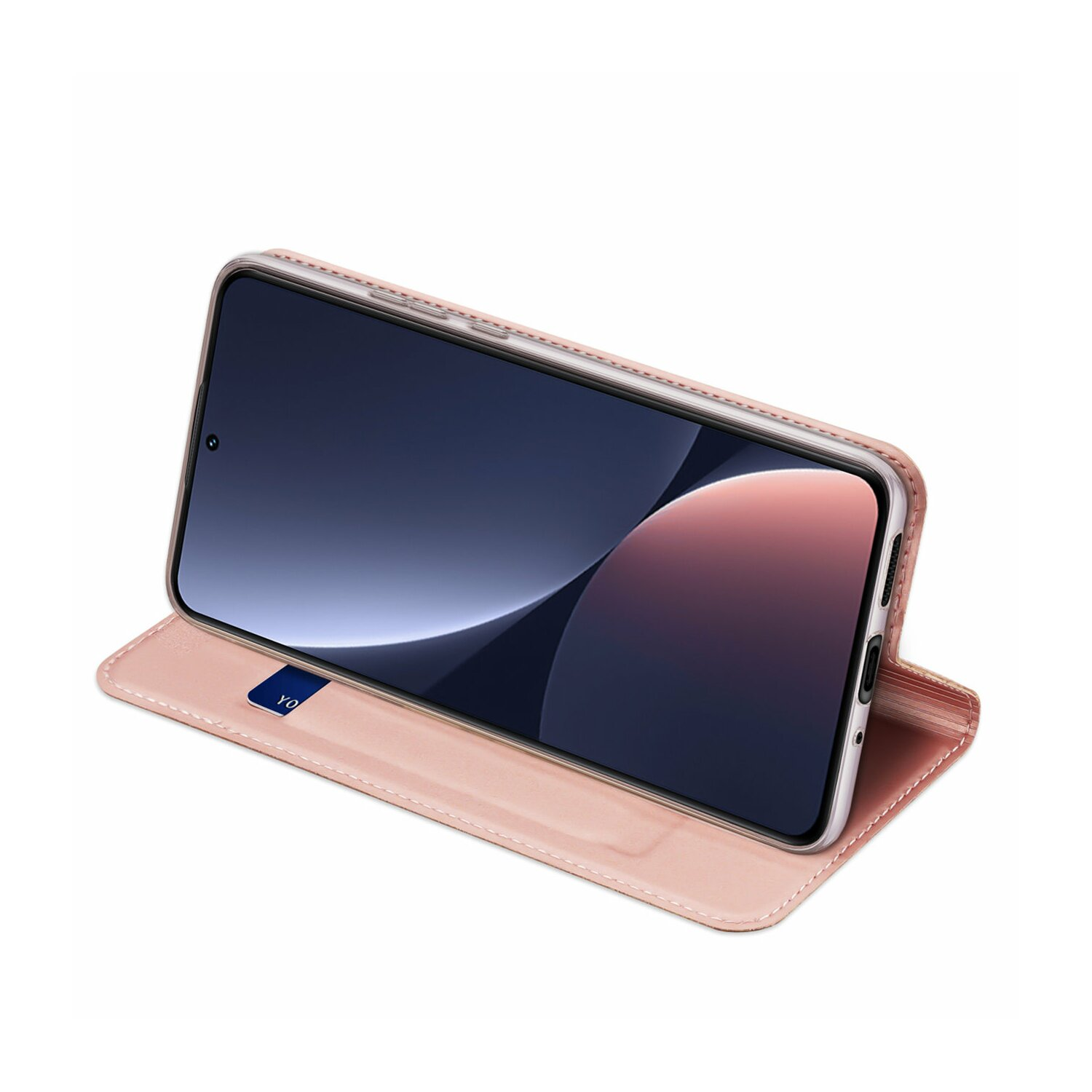Eine rosa Handyhülle mit einem Handy, das einen dunklen Bildschirm zeigt, auf weißem Hintergrund.