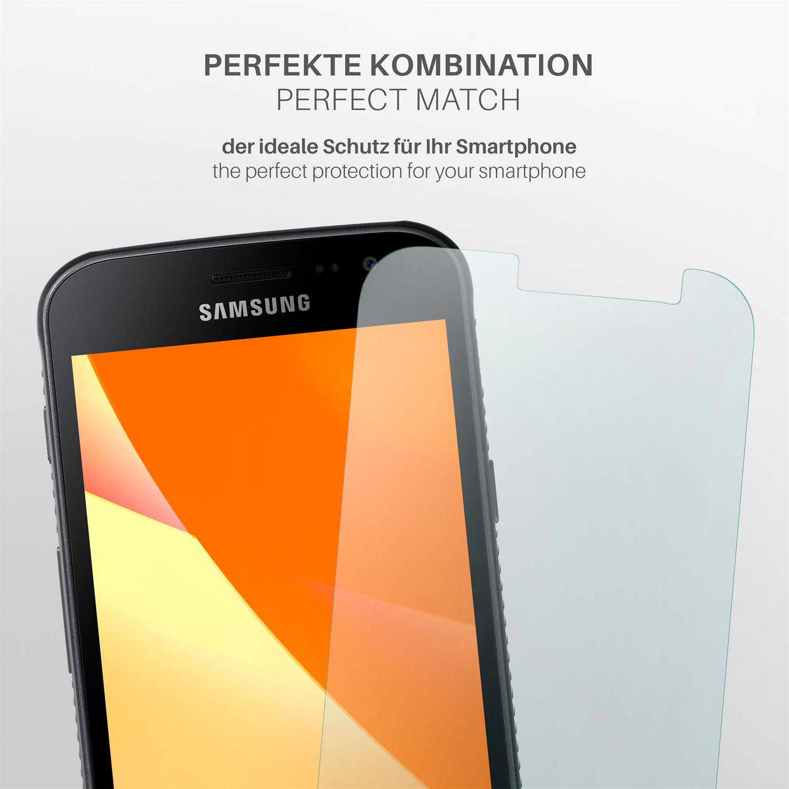 Smartphone mit aufgebrachter Displayschutzfolie. Eine klare Displayschutzfolie. Das Telefondisplay zeigt orange Farben.