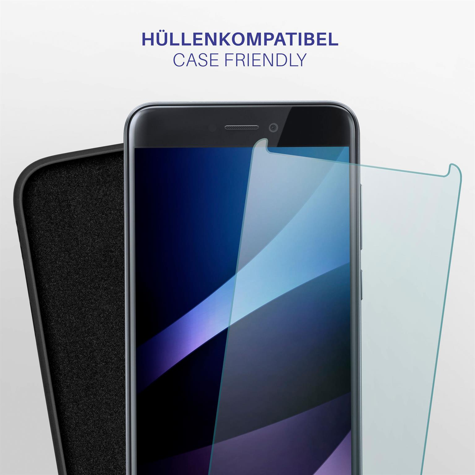 Ein Telefon mit Displayschutzfolie und Hülle. Die Folie ist auf dem Telefon, neben der Hülle.