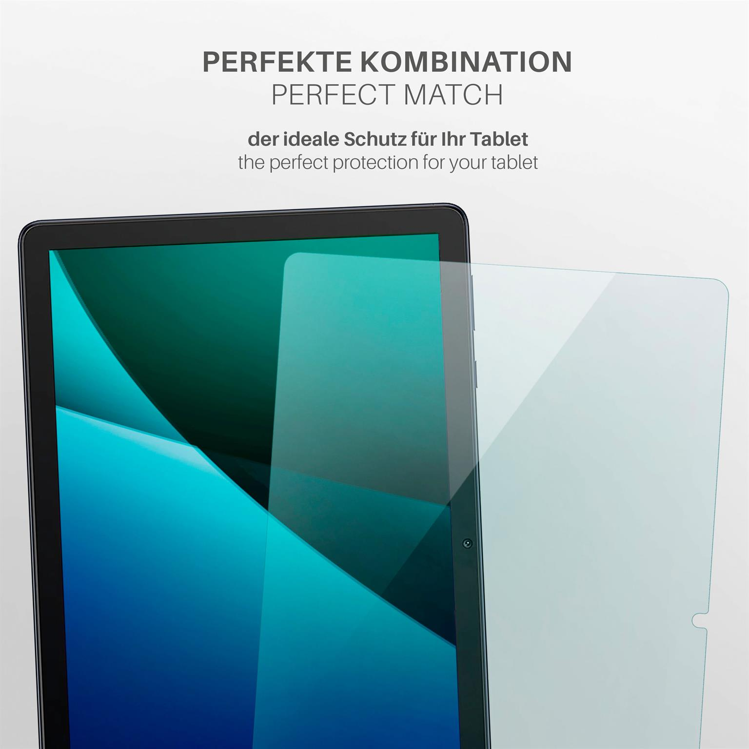 Tablet mit angebrachter Displayschutzfolie. Text: PERFEKTE KOMBINATION. Der Tablet-Bildschirm ist blau mit weißer Lichtreflexion.