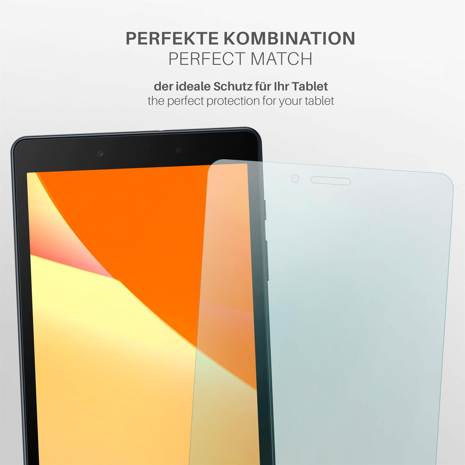Tablet mit Displayschutzfolie. Oranger Bildschirm sichtbar. Der Hintergrund ist weiß.