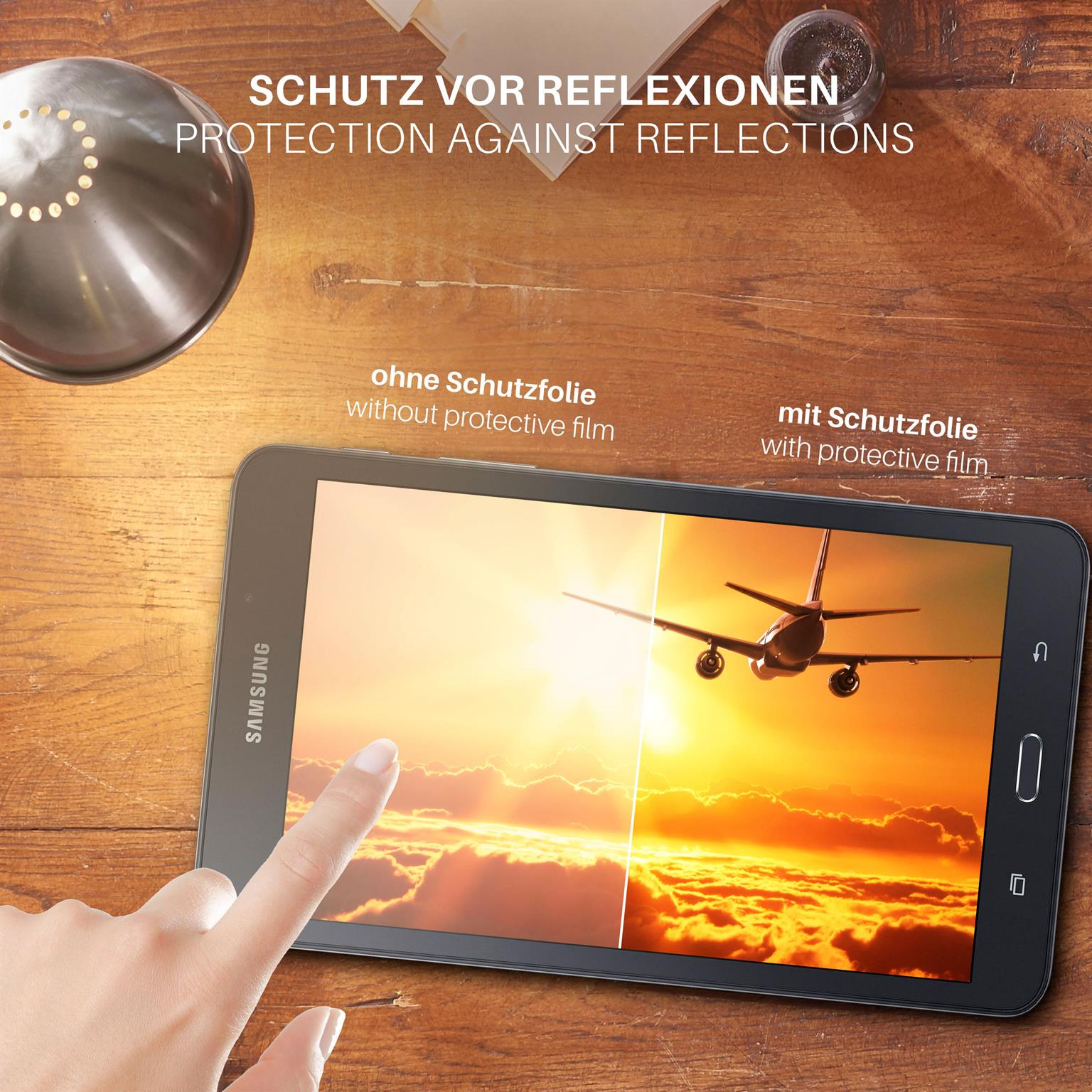 Ein Tablet-Bildschirm mit und ohne Schutzfolie, der den Schutz vor Reflexionen und ein Flugzeug zeigt.