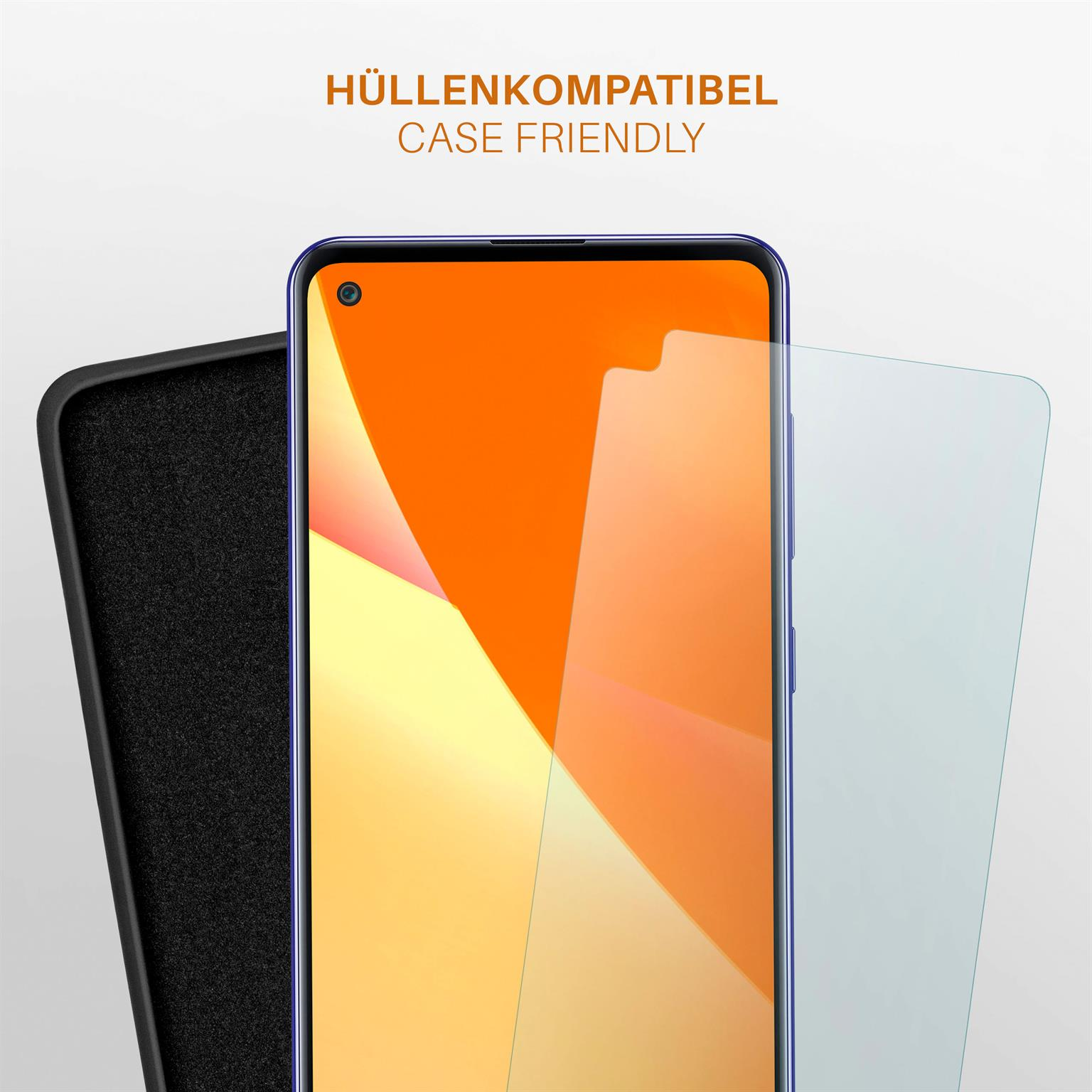 Telefon und Hülle. Text: Hüllenfreundlich. Telefon hat Displayschutz. Die Hülle ist schwarz und strukturiert.