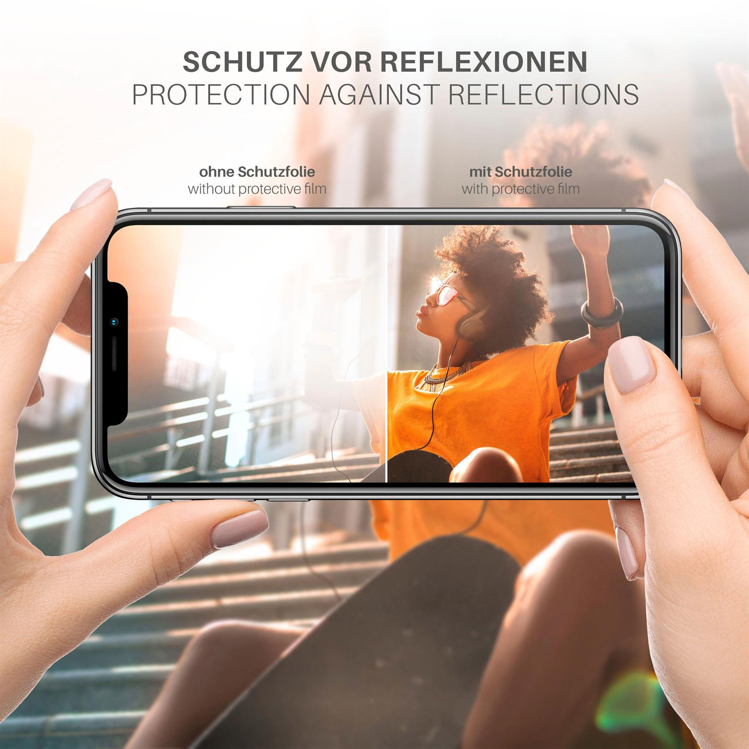 Eine Person, die ein Telefon hält. Der Bildschirm zeigt eine Person in einem orangefarbenen Hemd.
