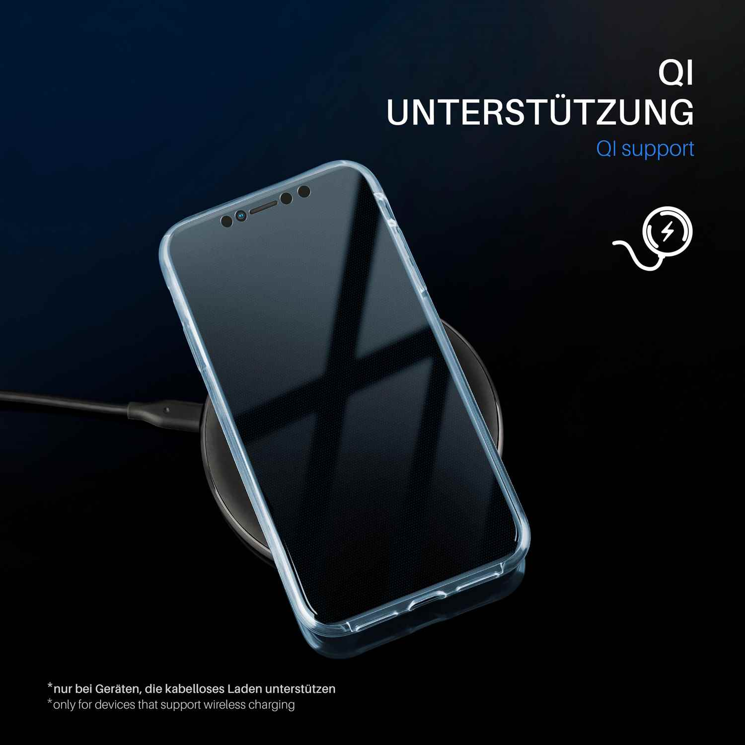Telefon in klarer Hülle lädt kabellos, mit Logo und Text.
