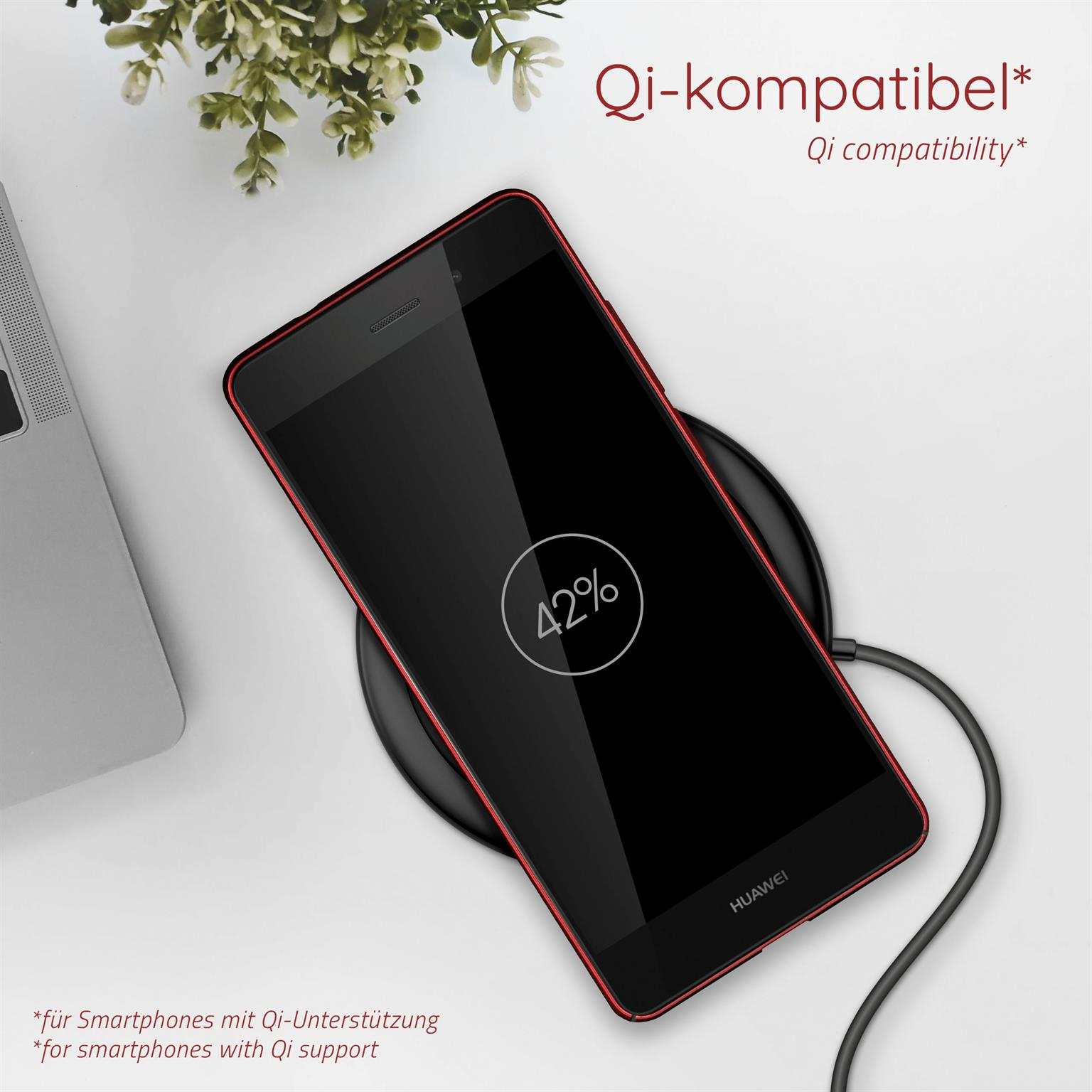 Telefon lädt kabellos auf einem schwarzen Ladepad. Text: Qi-Kompatibilität und 42% Ladung angezeigt.