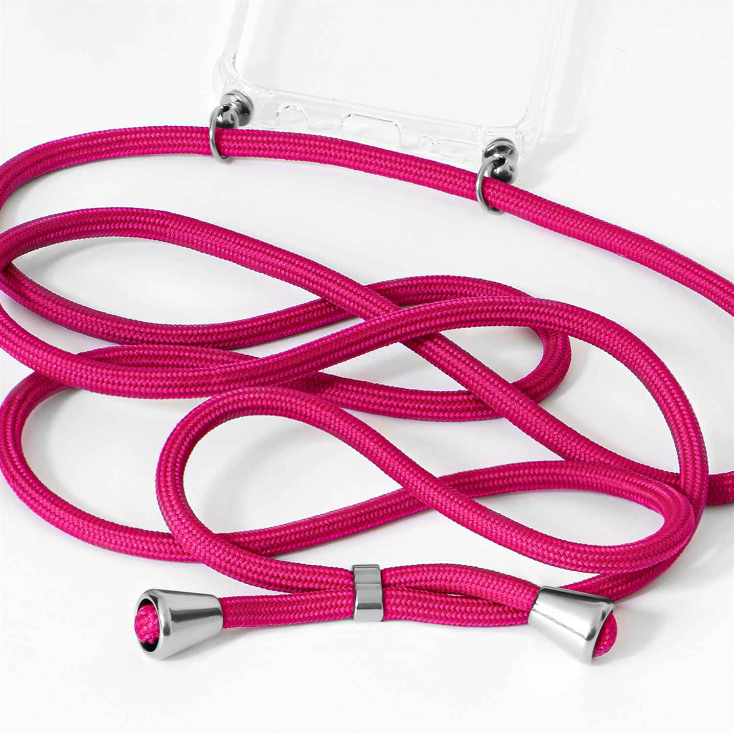 Nahaufnahme eines hellrosa Handy-Lanyards mit silbernen Akzenten und einer transparenten Handyhülle.