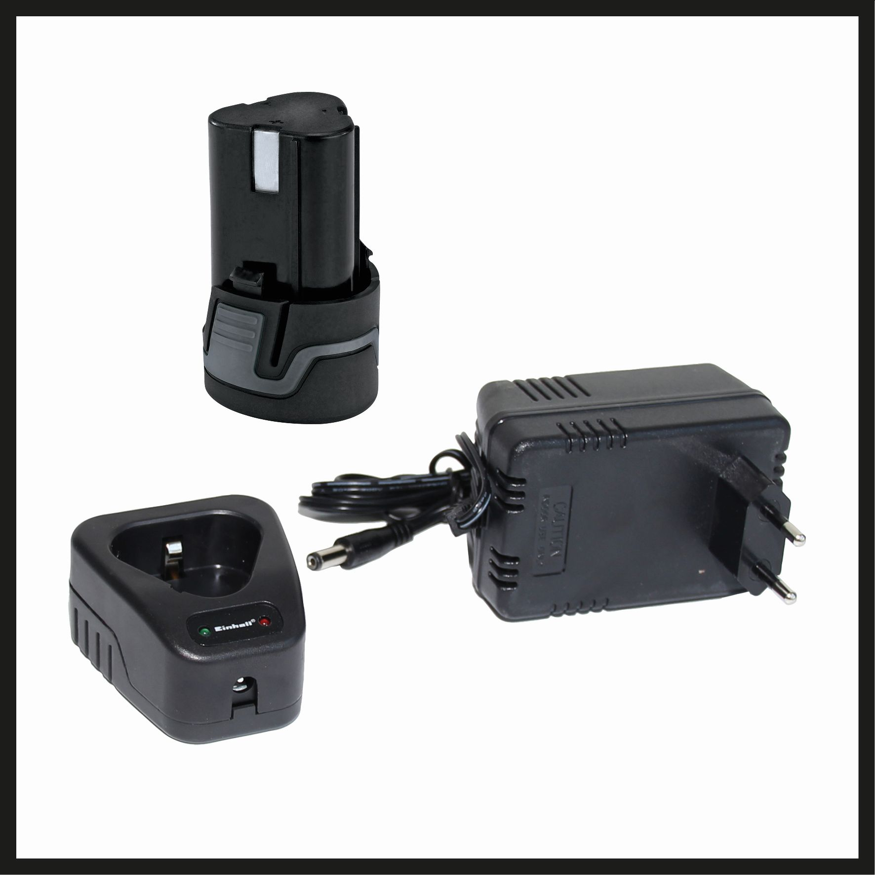 Trzy czarne elektronarzędzia: bateria, ładowarka i adapter. Wszystko na białym tle.