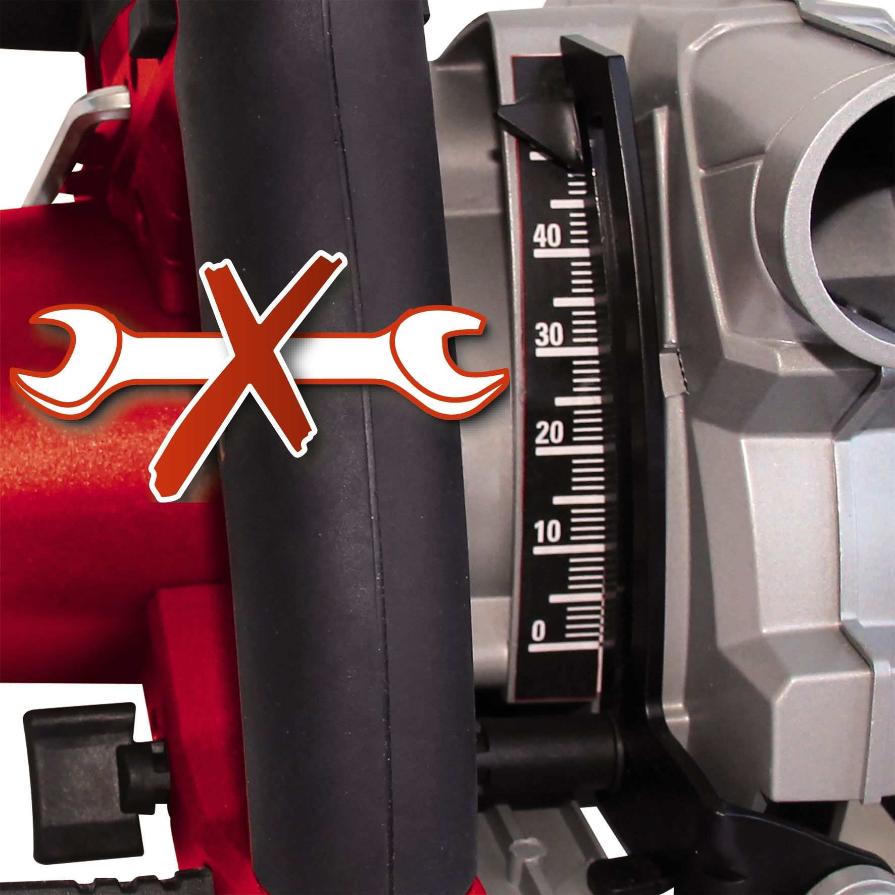 Zbliżenie maszyny z ikoną klucza i symbolem zakazu wjazdu.