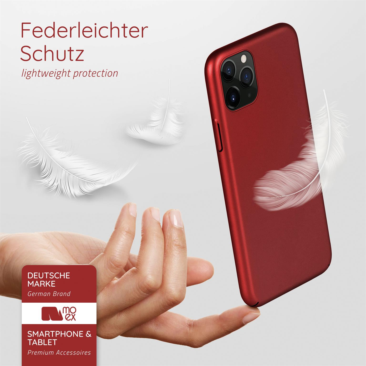 Rote Handyhülle mit schwebenden Federn und Text: leichter Schutz, deutsche Marke.