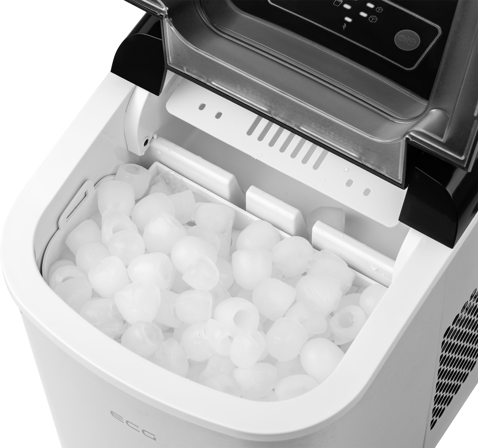 Wnętrze białej maszyny do lodu z kostkami lodu. Górna część jest otwarta, pokazując tacę z lodem.