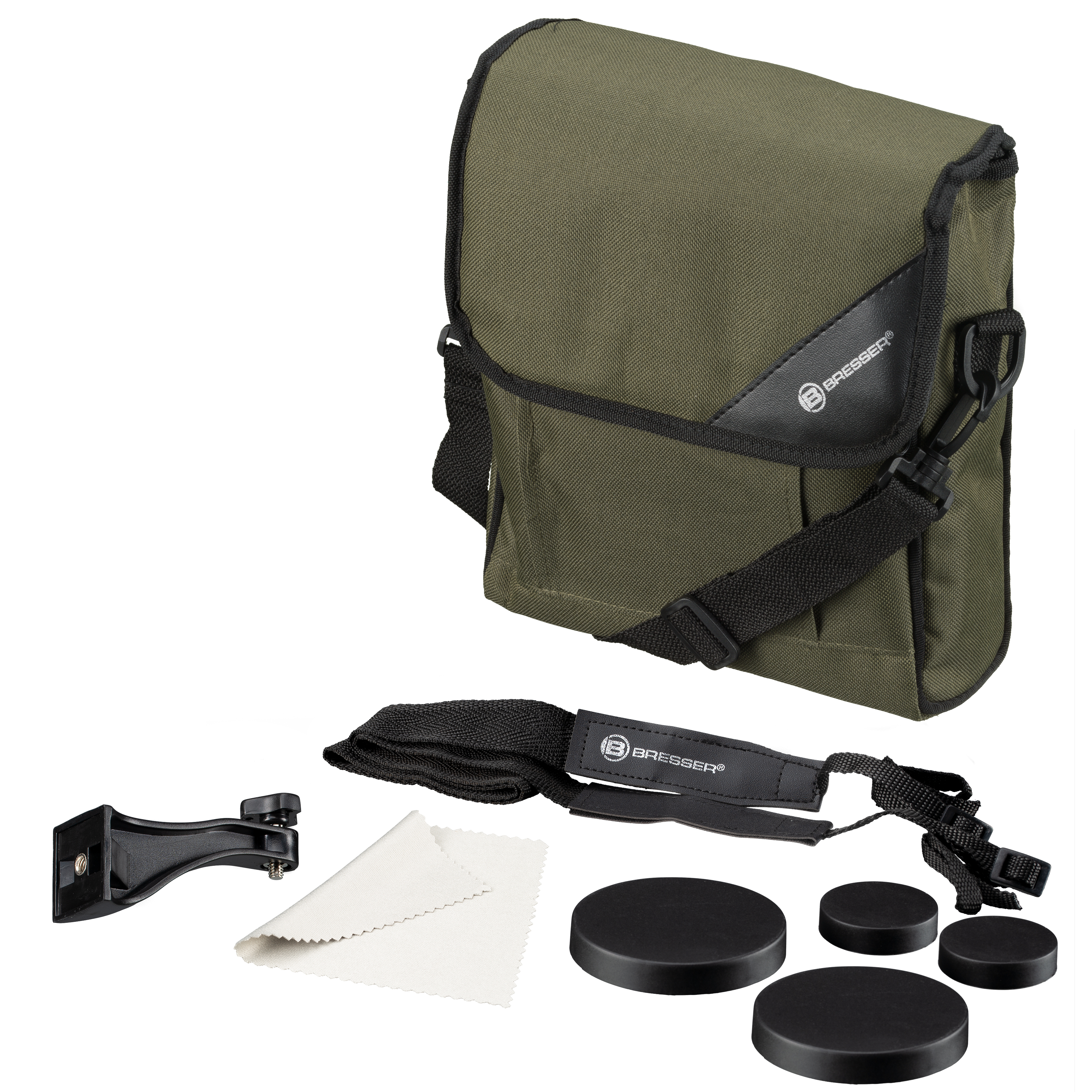 Una bolsa verde, una correa, tapas de lentes, un paño de limpieza y un soporte están sobre un fondo blanco.