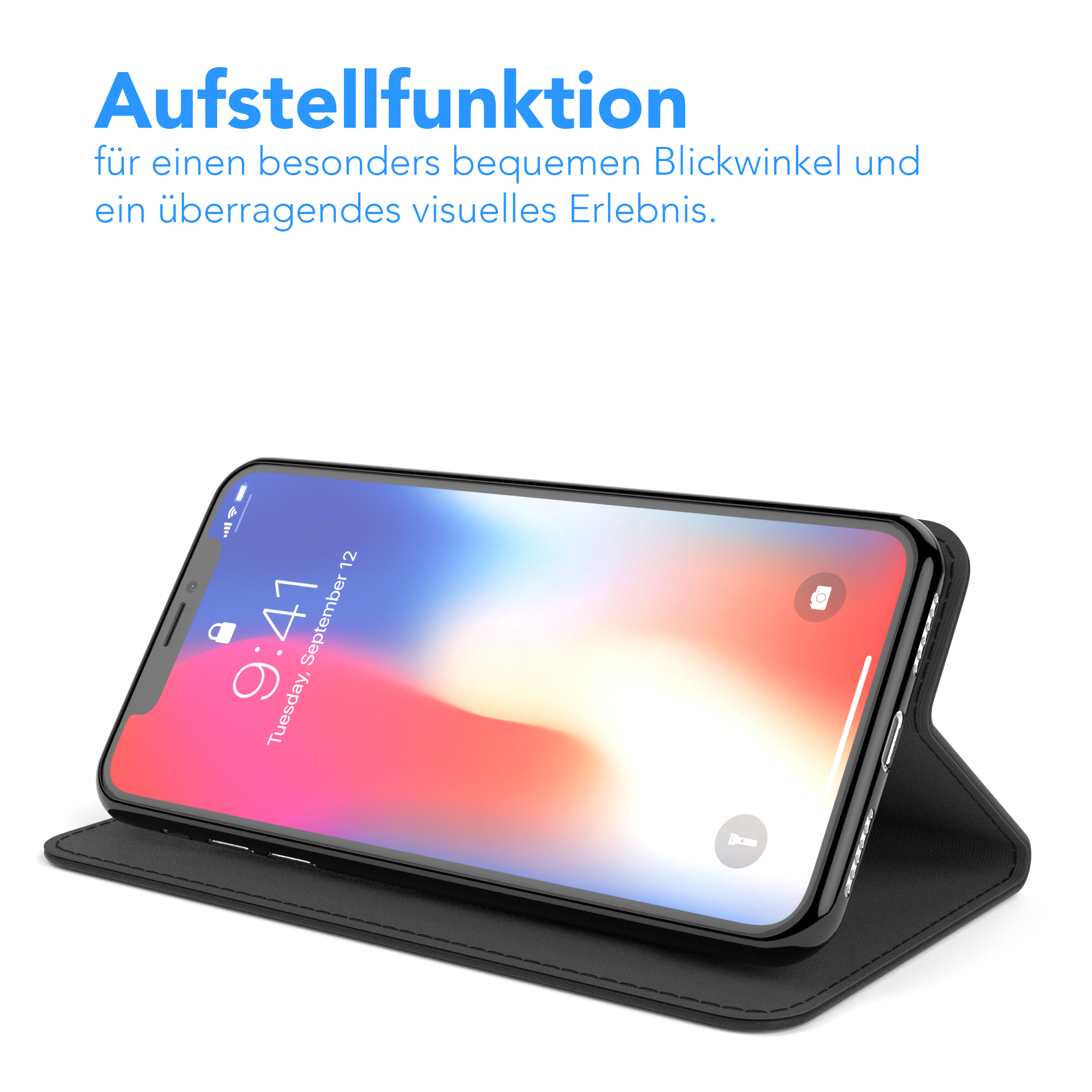 Ein Telefon in einer Hülle, aufrecht stehend, mit Text über die Standfunktion.