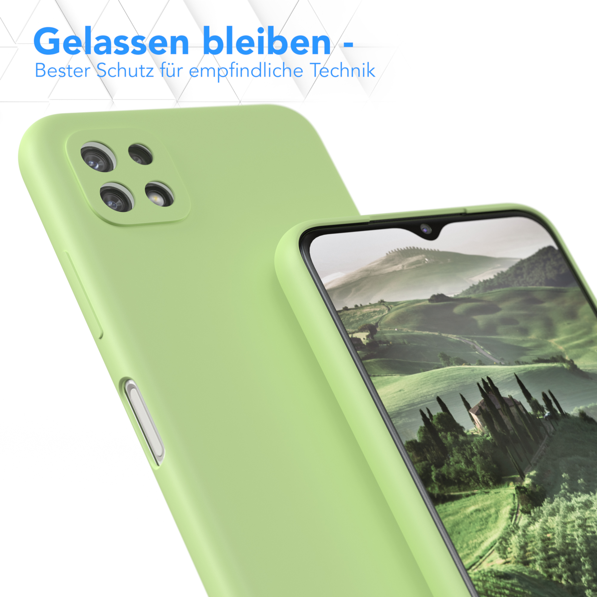 Grüne Handyhülle mit Kameraausschnitten. Ein Handy mit Landschaftsbild im Hintergrund.
