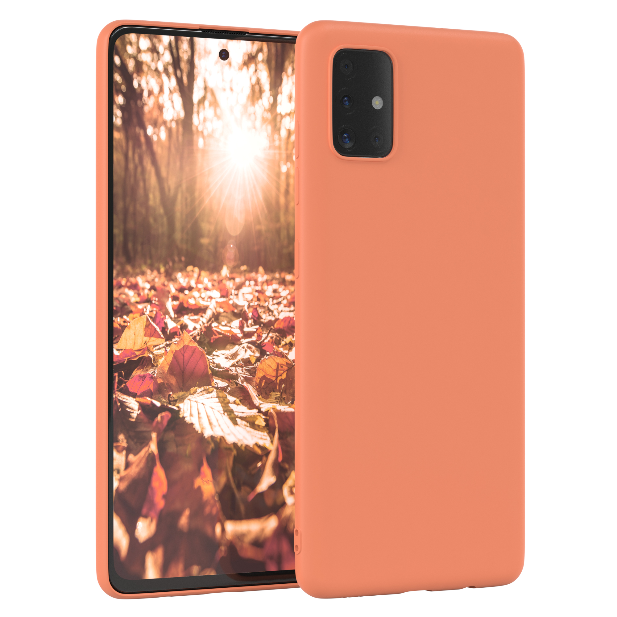 Oranges Telefon in einer Hülle mit einem Hintergrund eines Herbstwaldes.