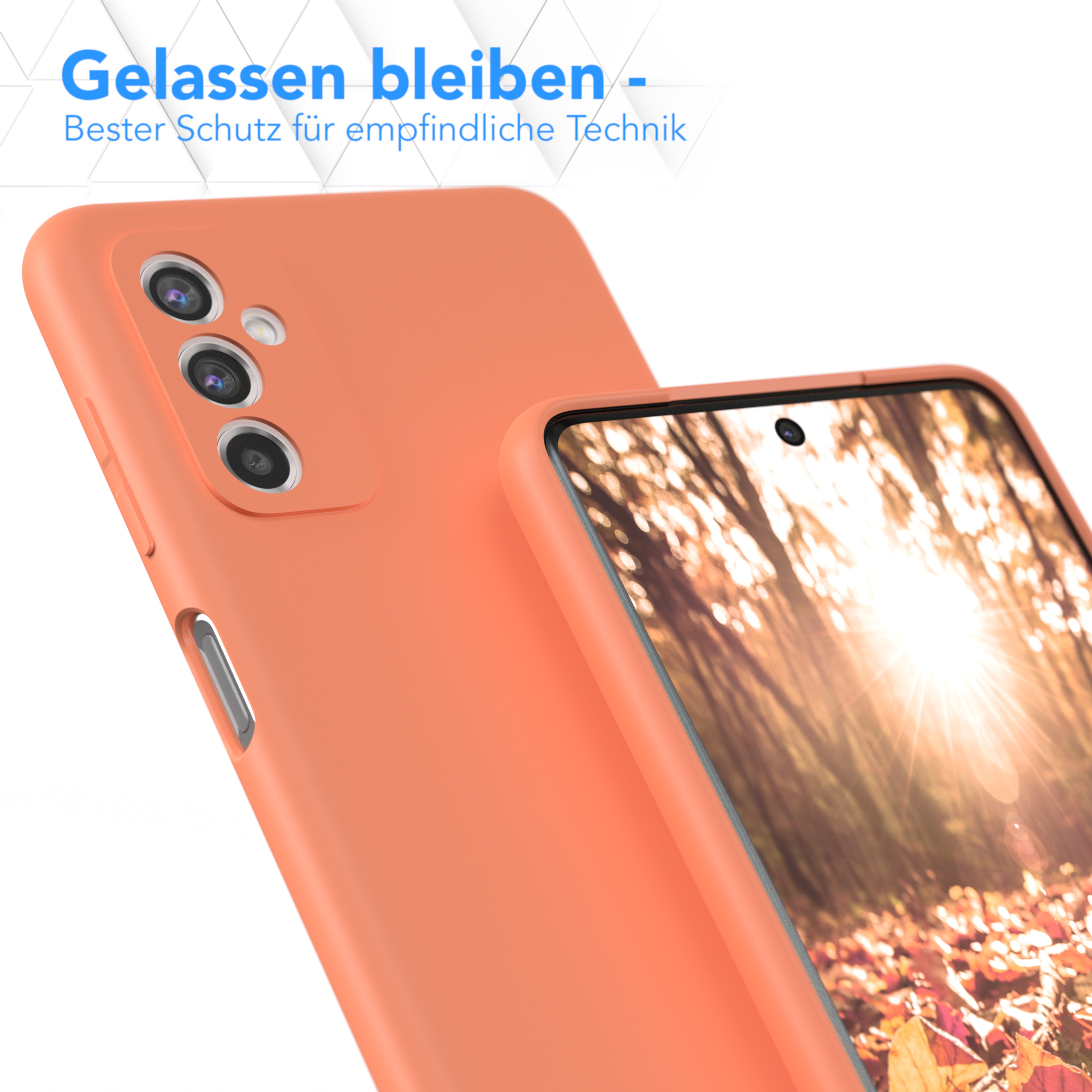 Zwei orangefarbene Handyhüllen, eine bedeckt ein Telefon, die andere zeigt die Rückseite mit Kameradetails.