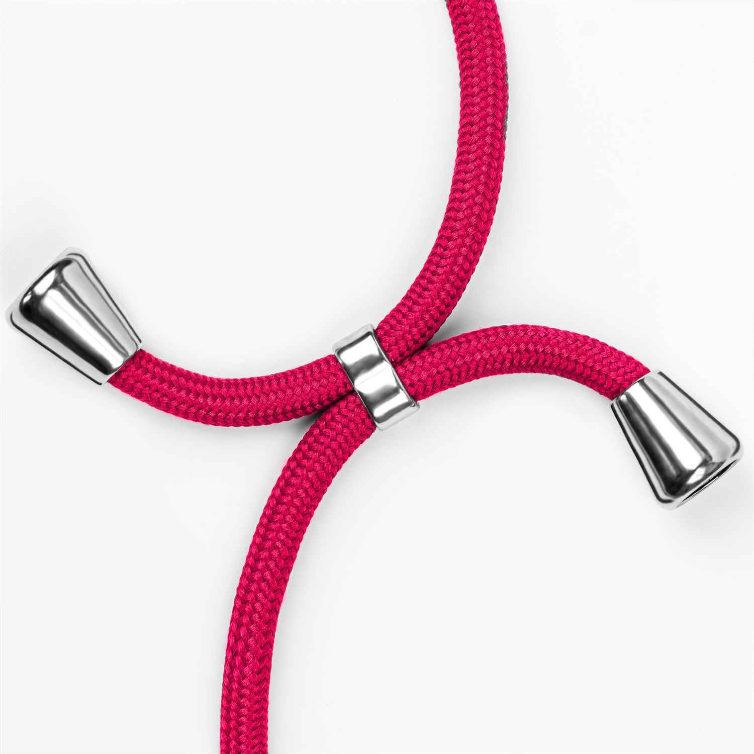 Nahaufnahme einer rosa geflochtenen Handykordel mit silbernen Metallkegelenden und Ring.