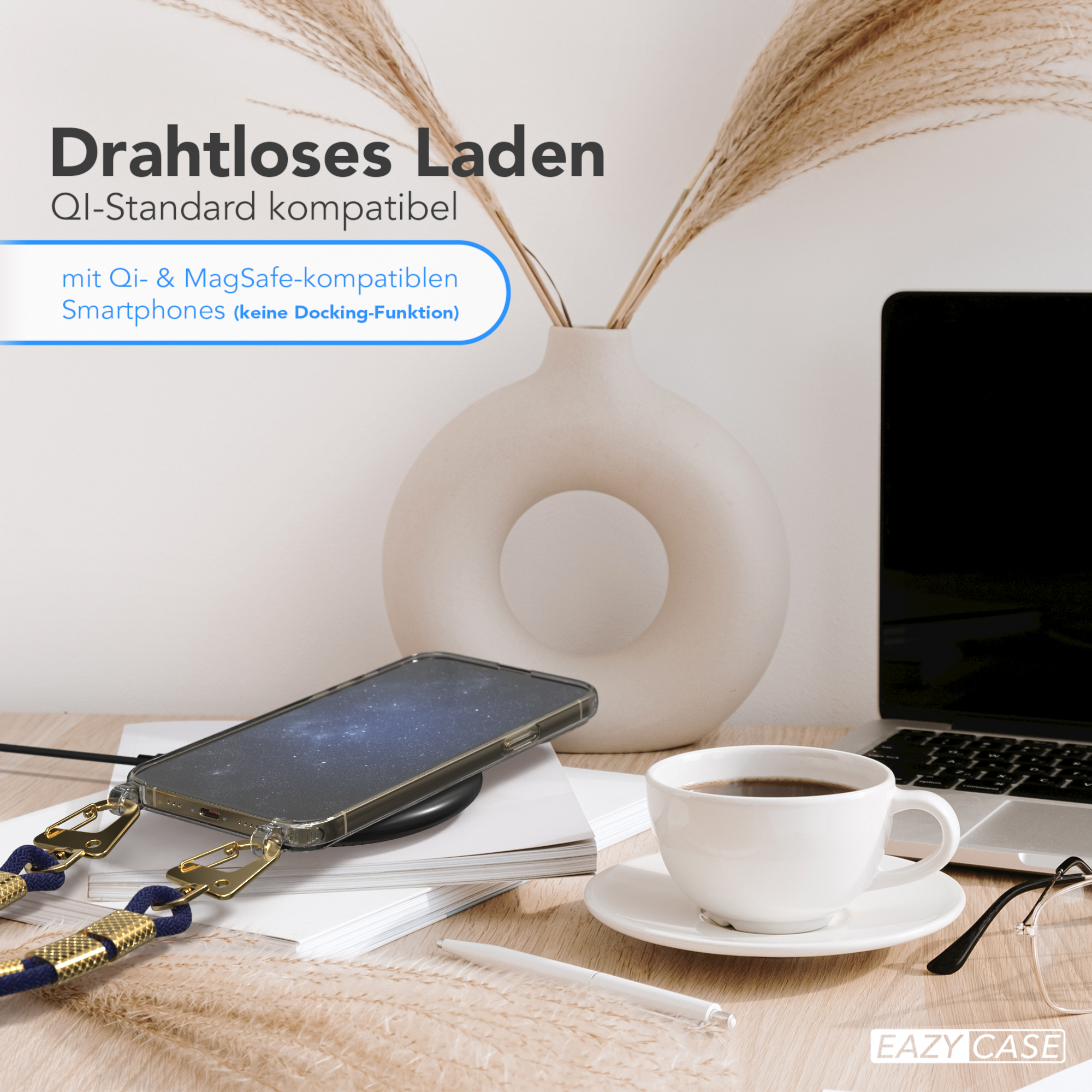 Ein Telefon, das auf einem Pad geladen wird, mit einer Kaffeetasse, Blumen und Text über kabelloses Laden.