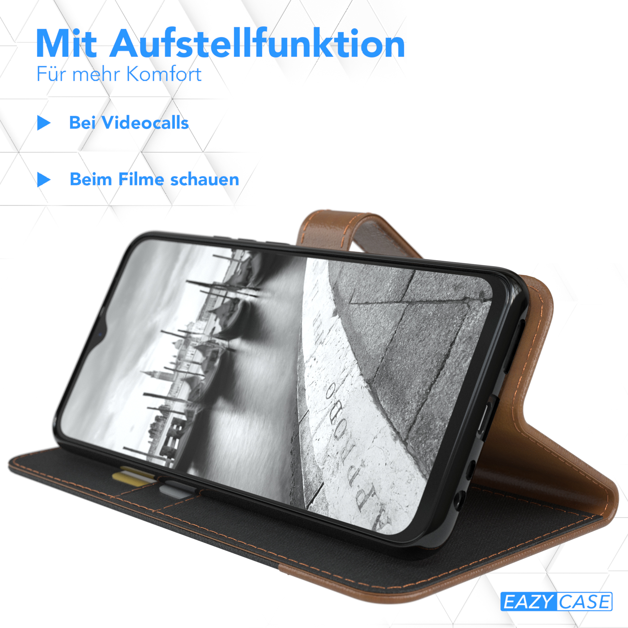 Geöffnete braune Handyhülle mit einem Telefon, das eine Straßenszene zeigt.