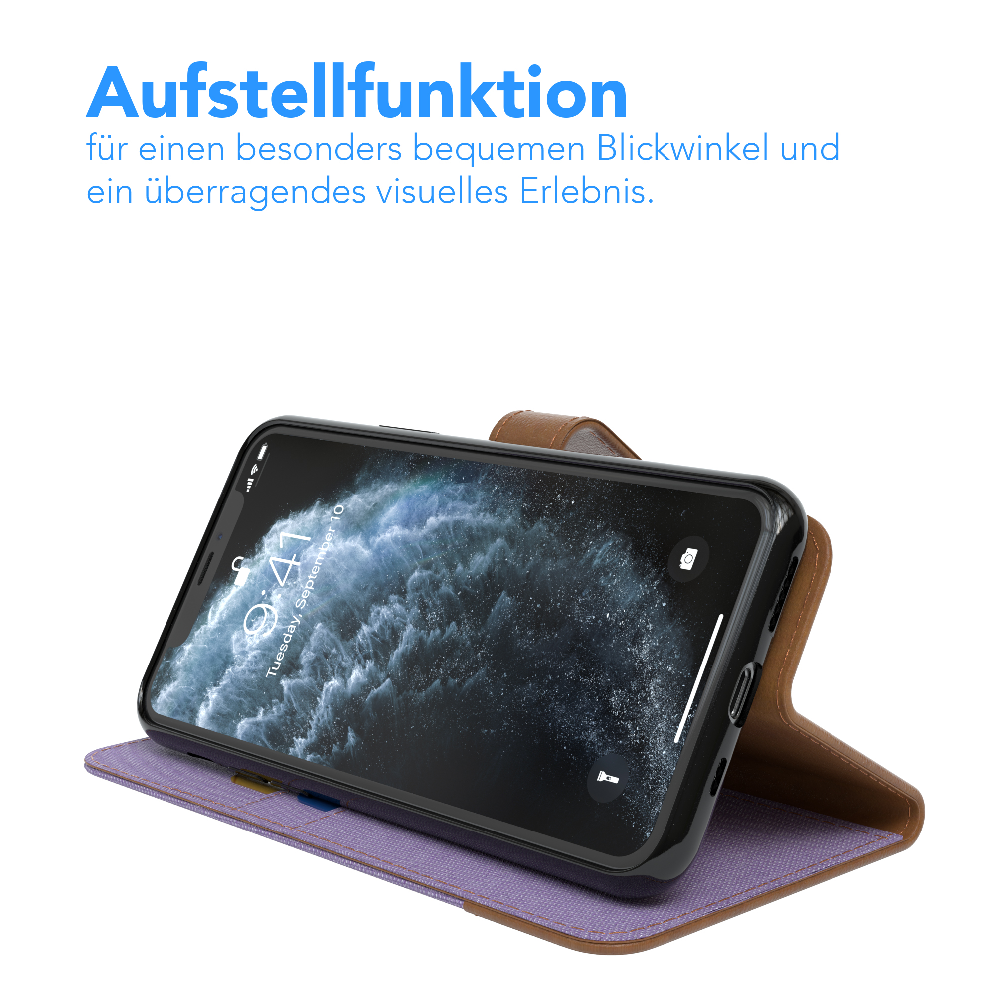 Ein schwarzes Telefon in einer braunen Hülle ist auf einer lila Oberfläche geöffnet, Text darüber.