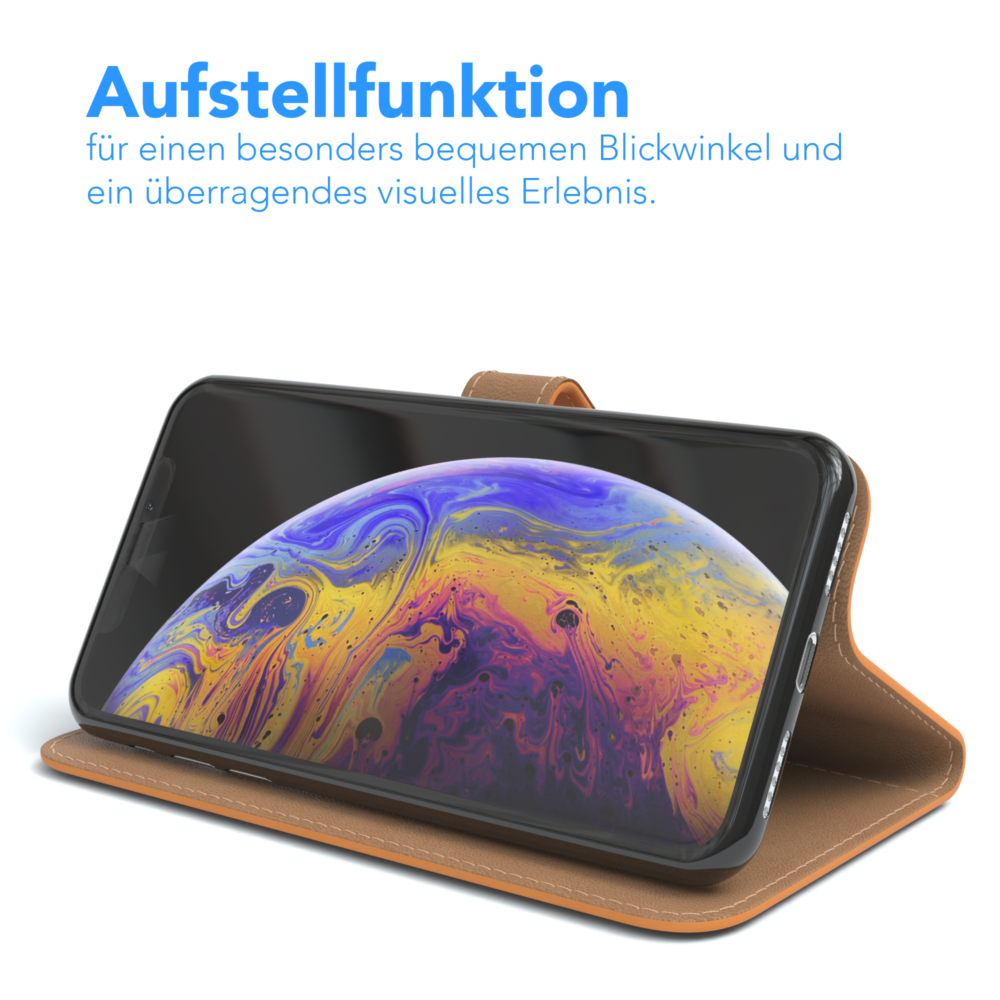 Telefon in brauner Hülle, abgewinkelt, um die Standfunktion zu zeigen. Text: Aufstellfunktion.