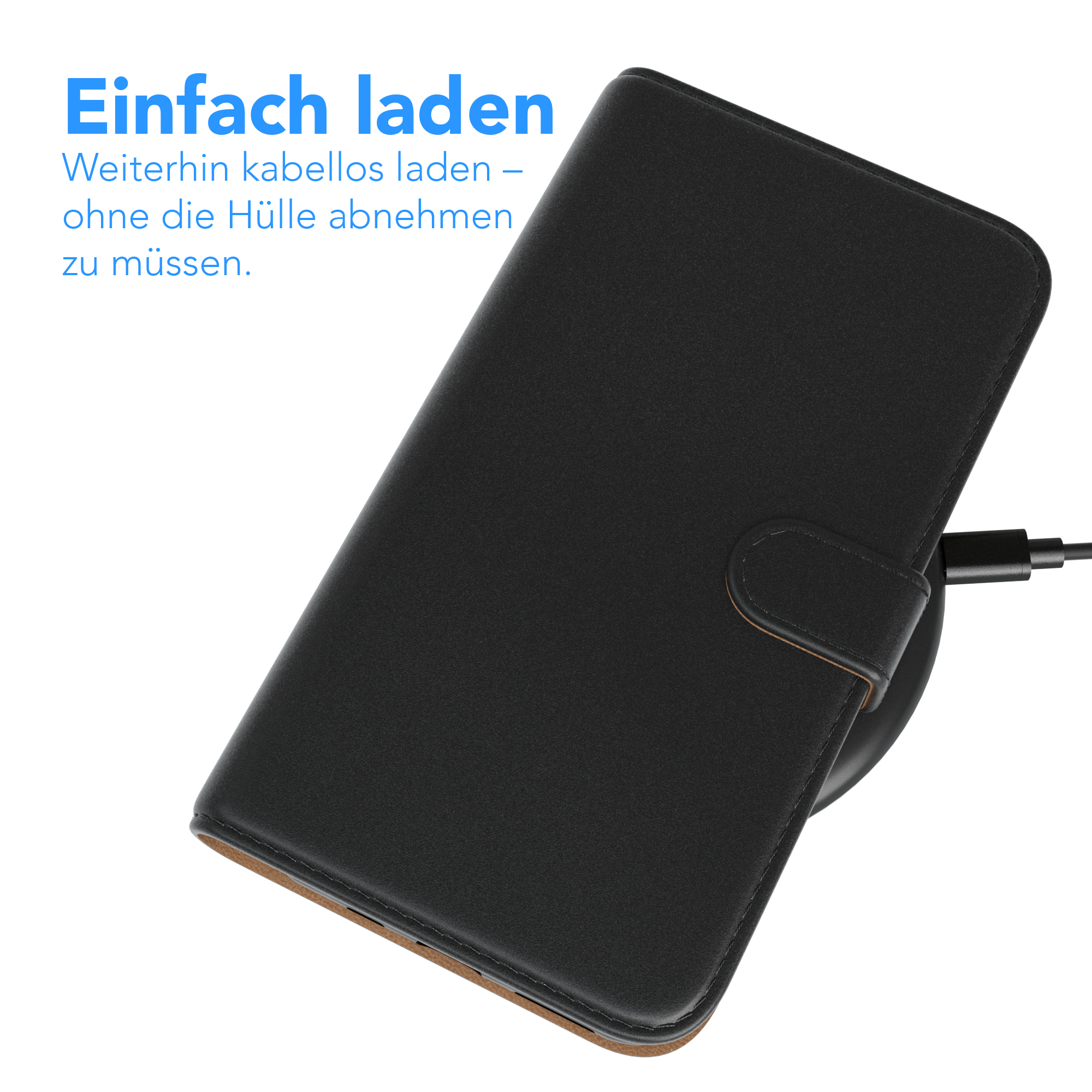 Eine schwarze Handyhülle auf einem kabellosen Ladepad. Die Hülle ist geschlossen.