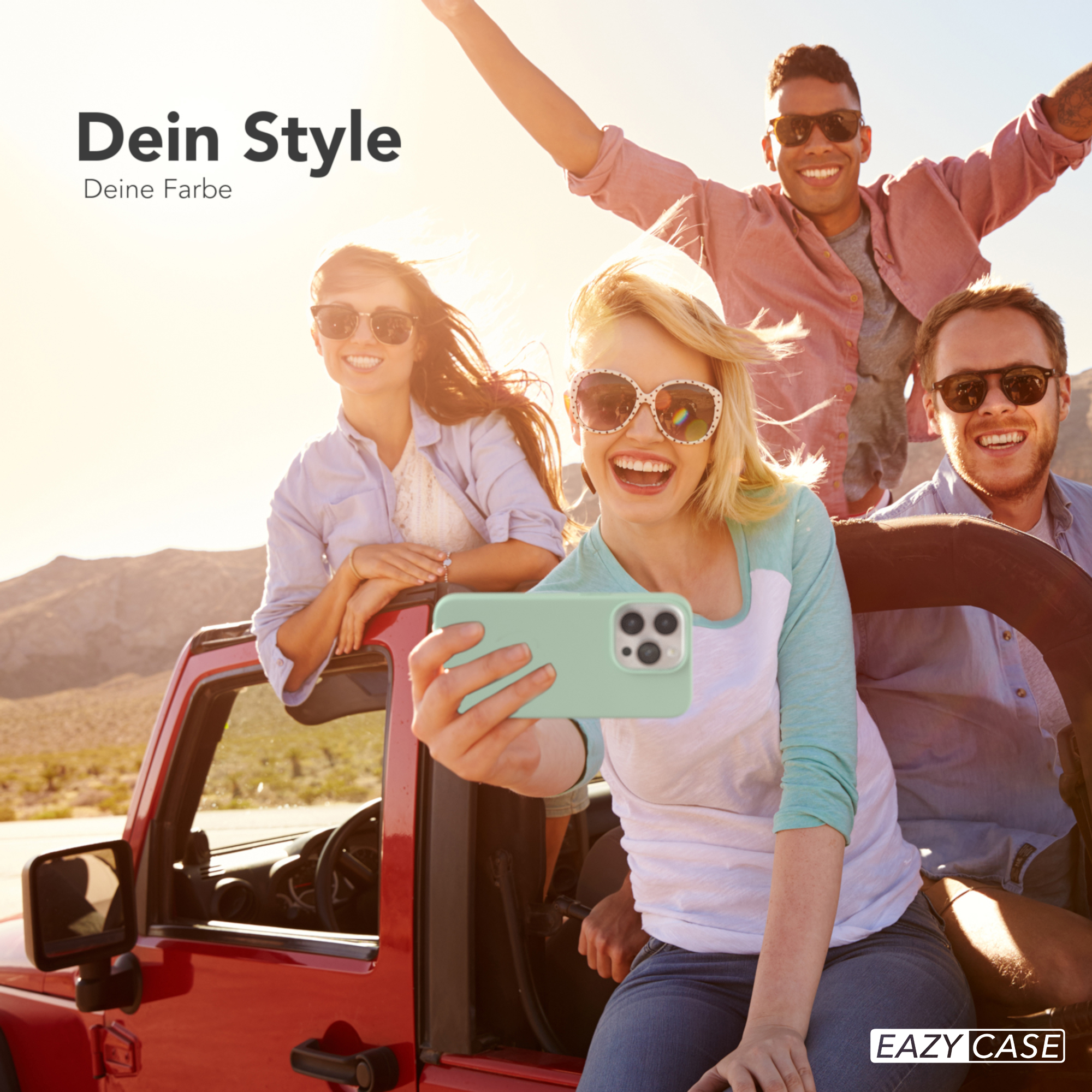 Freundesgruppe macht Selfie mit einem Telefon. Sie tragen Sonnenbrillen.
