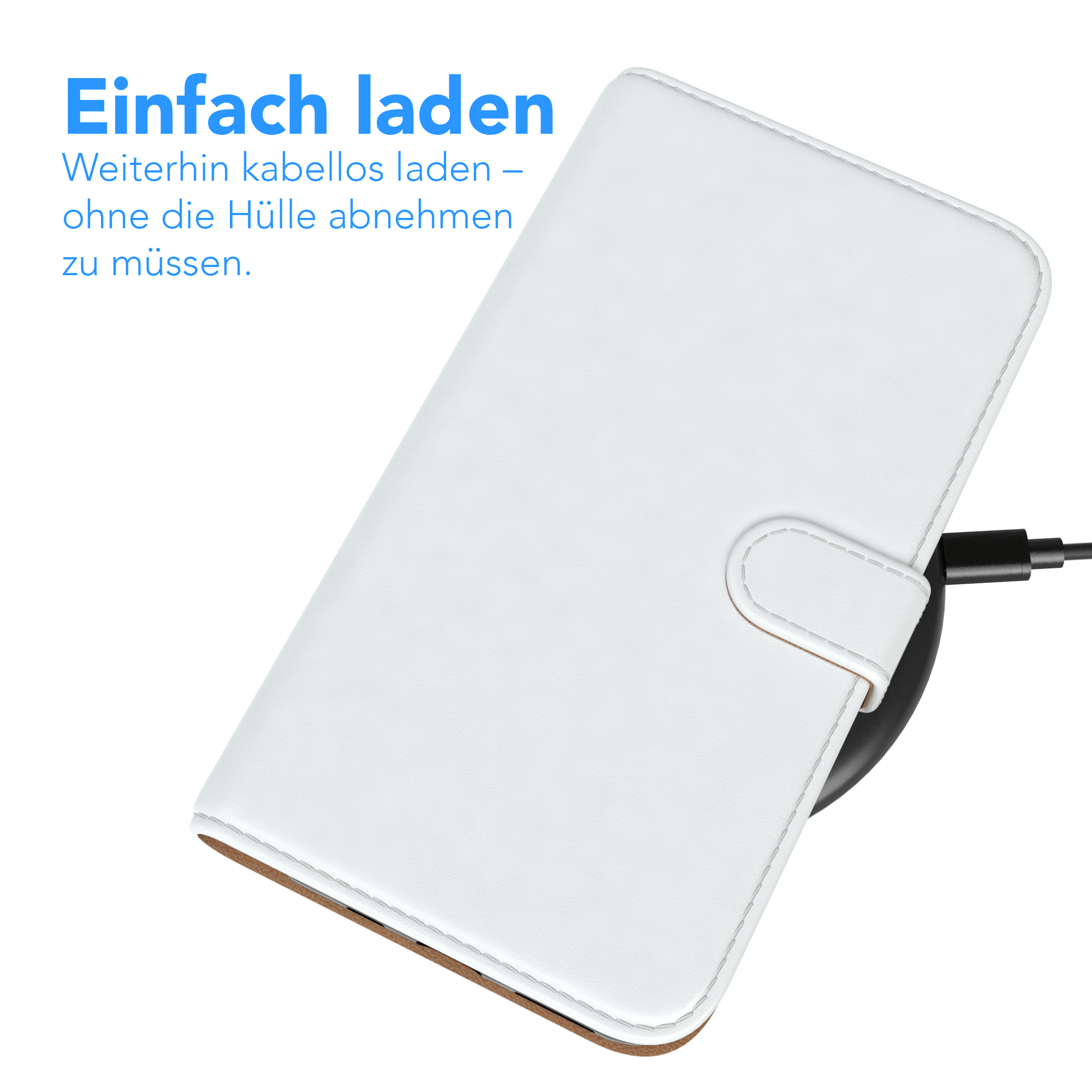 Weiße Handyhülle auf Ladepad. Schwarzes Kabel sichtbar. Text auf Deutsch.