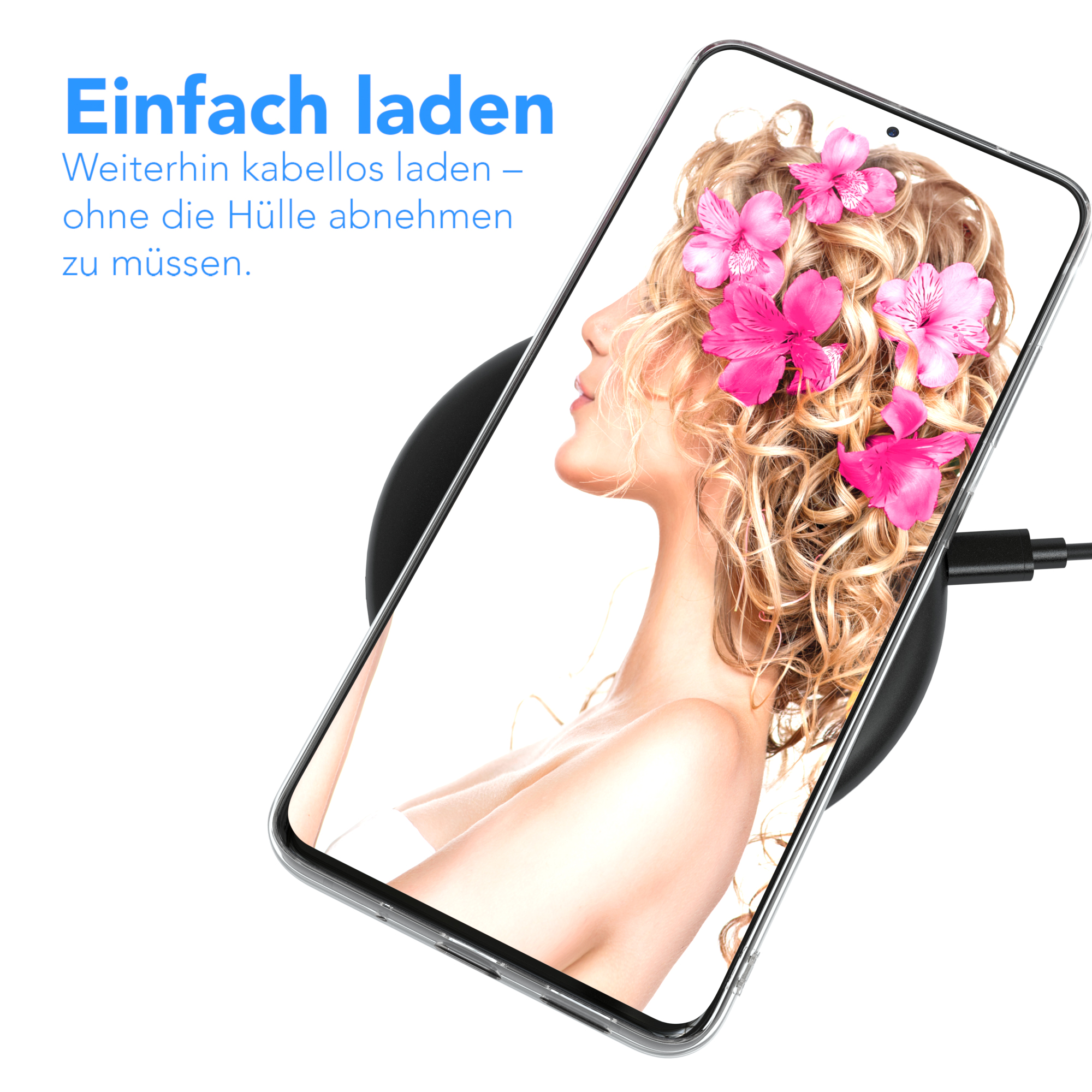 Frau mit Blumen auf dem Kopf und einem Telefon auf einem kabellosen Ladegerät.