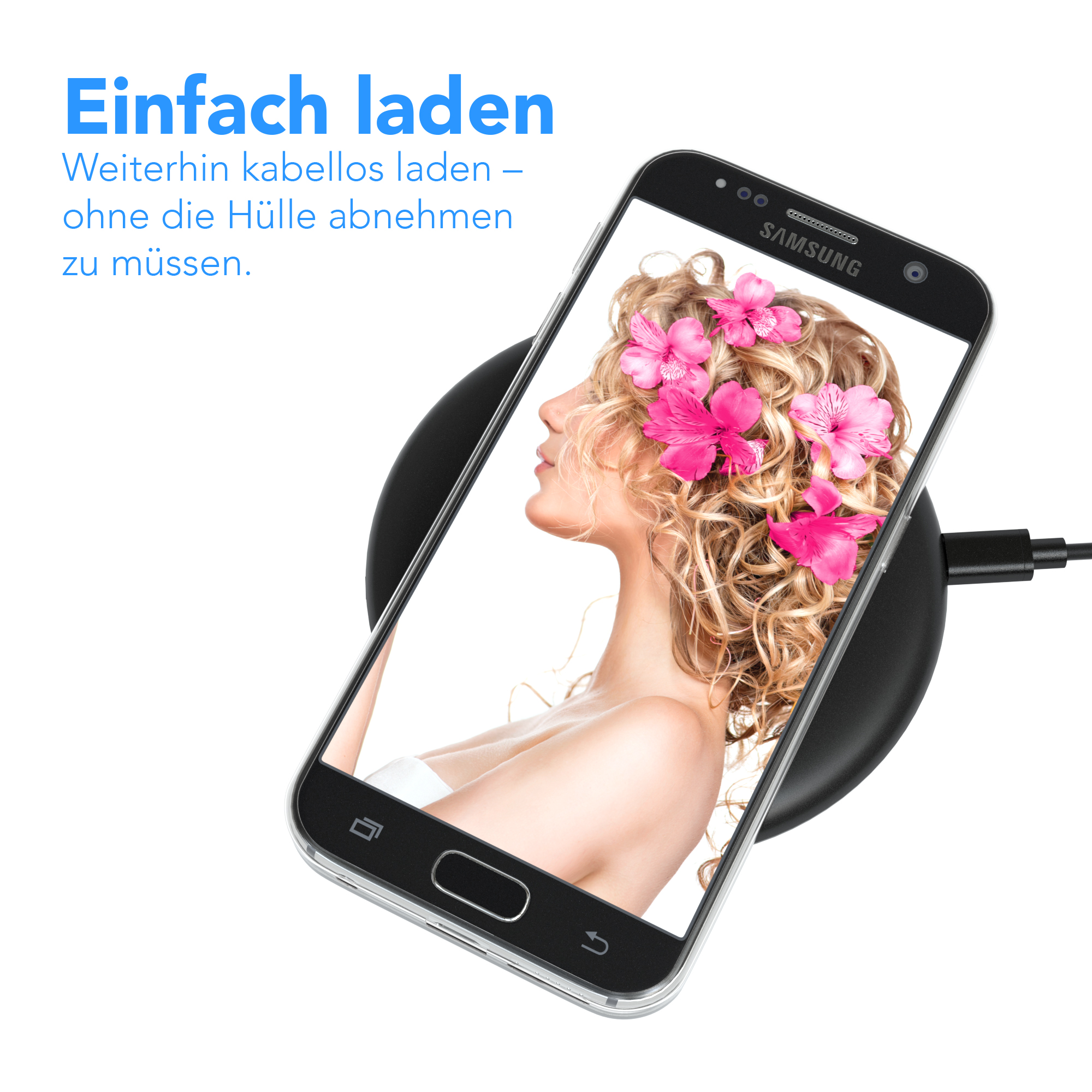Ein Smartphone auf einem schwarzen kabellosen Ladegerät. Der Bildschirm zeigt eine Frau mit Blumen.