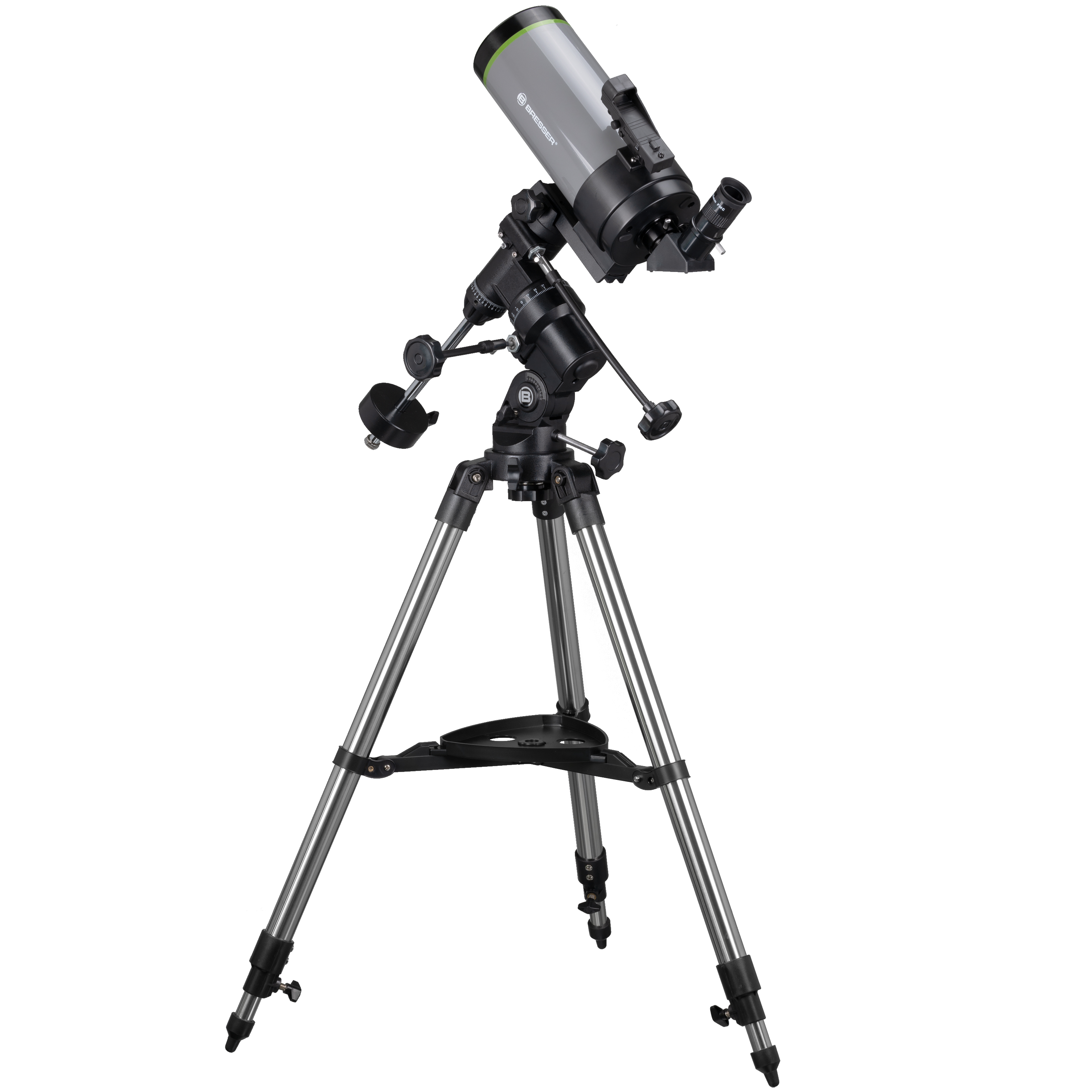 Un telescopio gris sobre un trípode, con varios componentes visibles, sobre un fondo blanco.