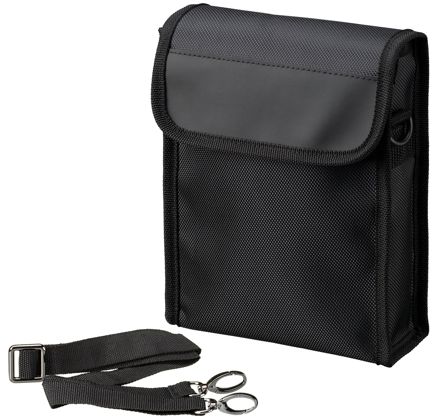 Bolsa negra con solapa, correa para el hombro y correa separada con ganchos. Es una bolsa de almacenamiento.