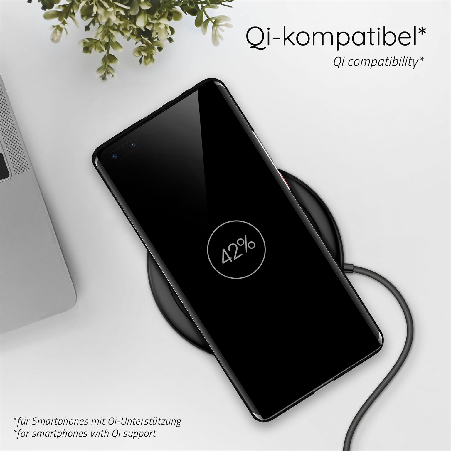 Telefon auf Ladepad, zeigt 42% Akku. Text: Qi-kompatibel.