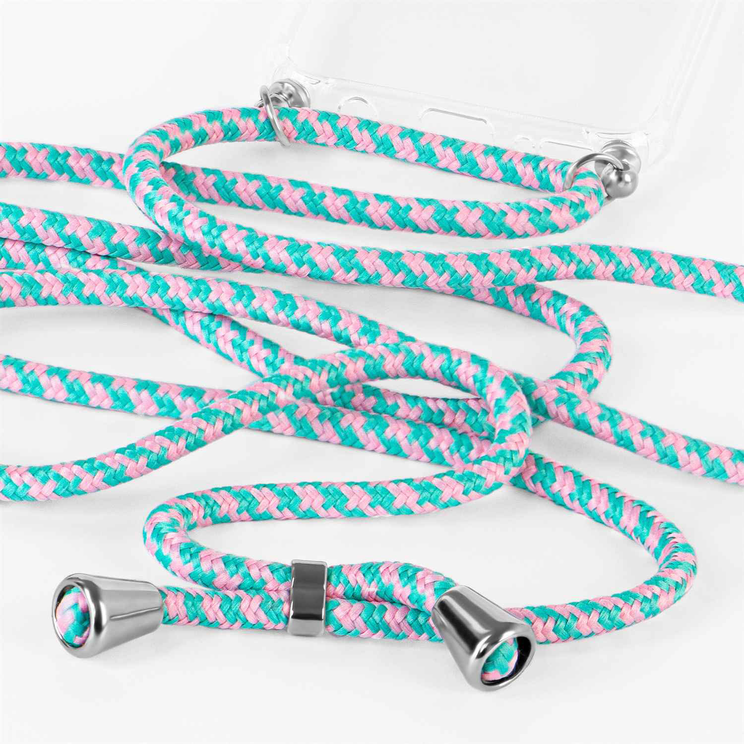 Nahaufnahme eines rosa und grünen, geflochtenen Telefon-Lanyards mit silbernen Akzenten und klarer Handyhülle.