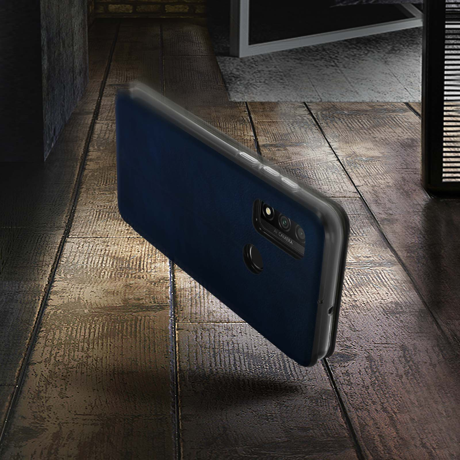 Una custodia blu per telefono è angolata su una superficie di legno.