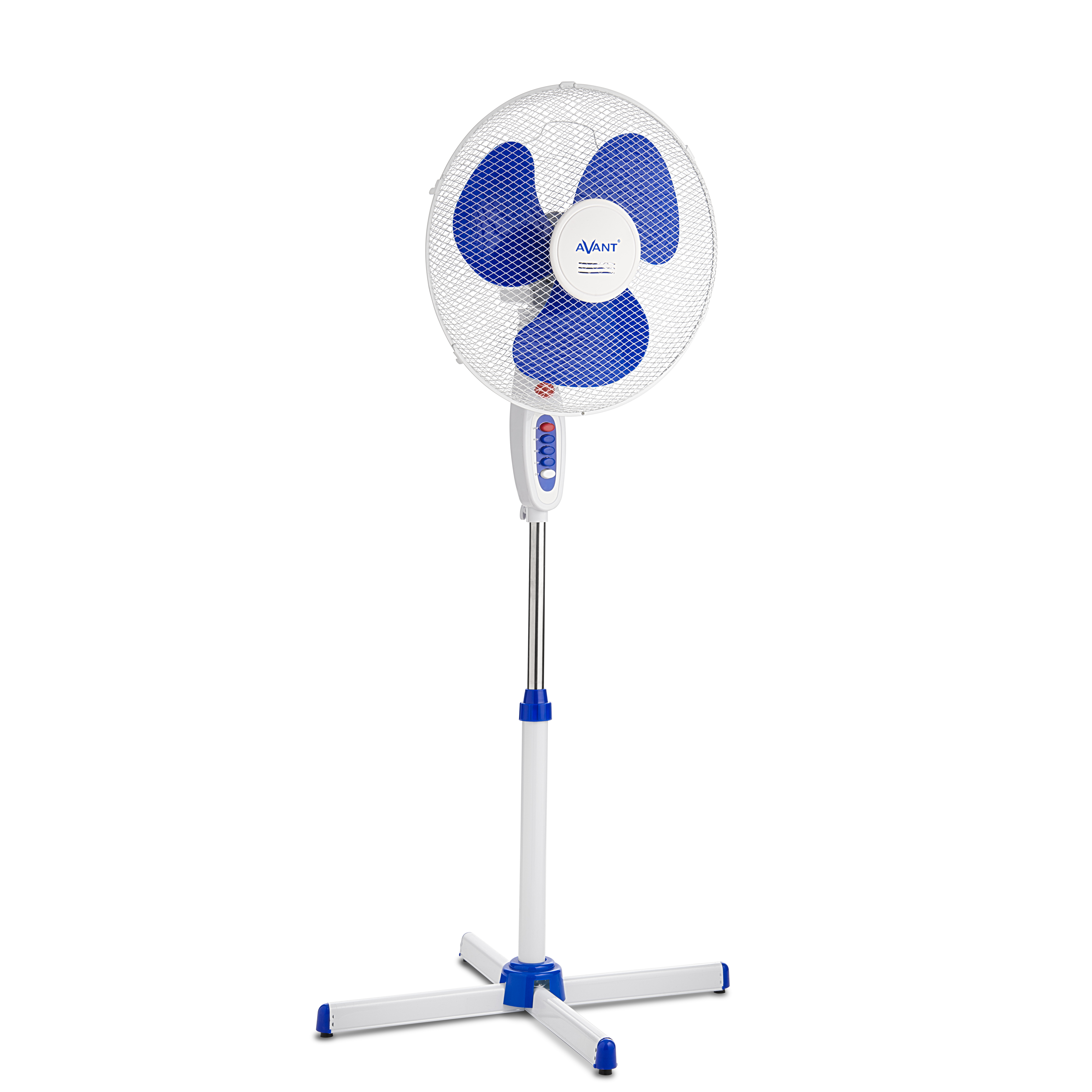 Ventilador de pie blanco y azul. Base blanca, aspas azules. Fondo blanco.