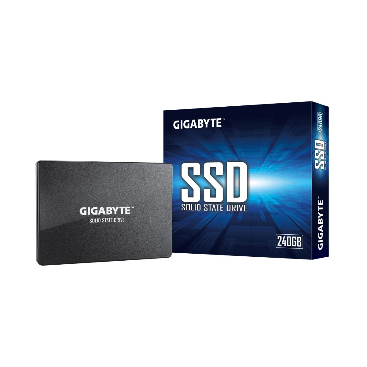 Dysk SSD i pudełko na białym tle. Oba mają etykiety Gigabyte i SSD.