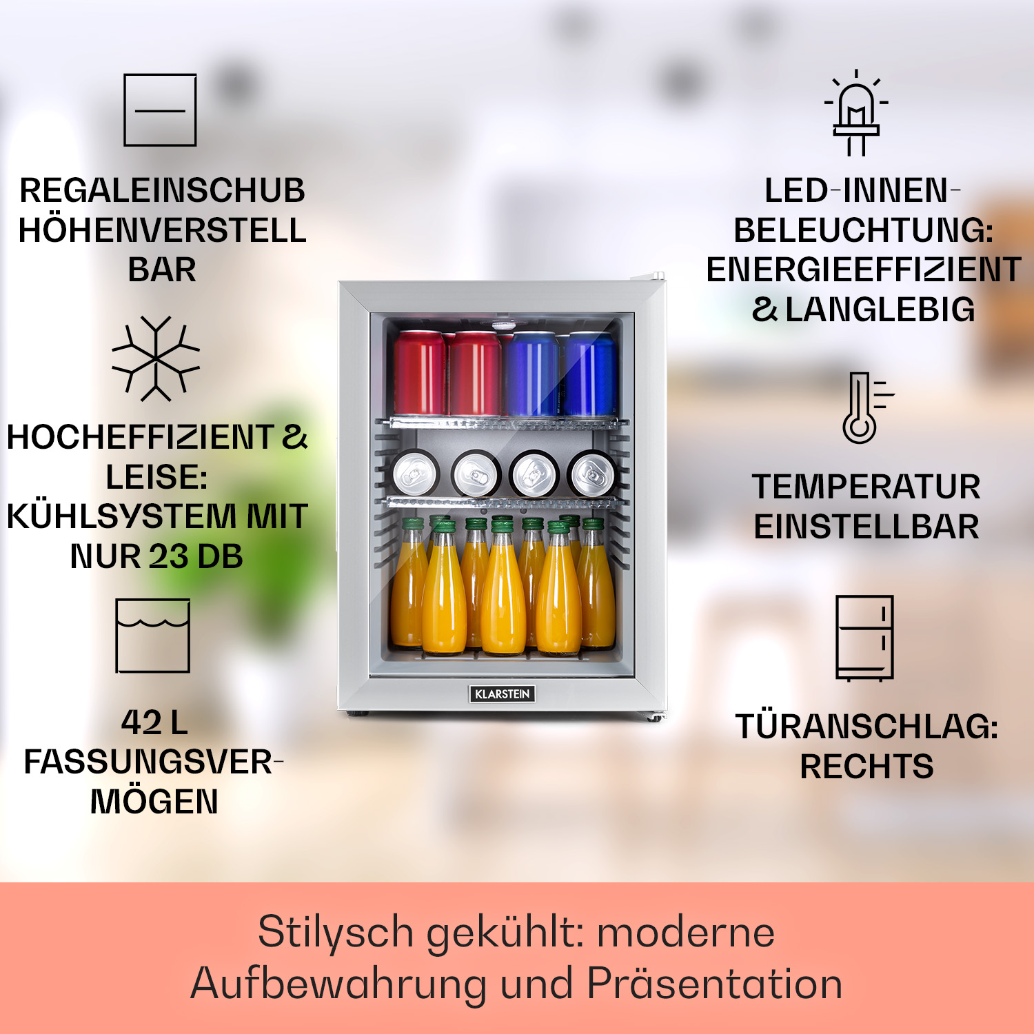 Ein kleiner Kühlschrank mit Getränken im Inneren. Textbezeichnungen weisen auf Funktionen wie '42 L', 'LED-Beleuchtung' hin.