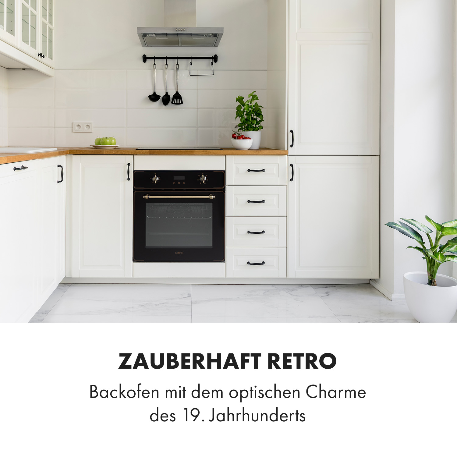 Weiße Küche mit schwarzem Backofen. Text sagt Retro und beschreibt den Ofen als charmant.