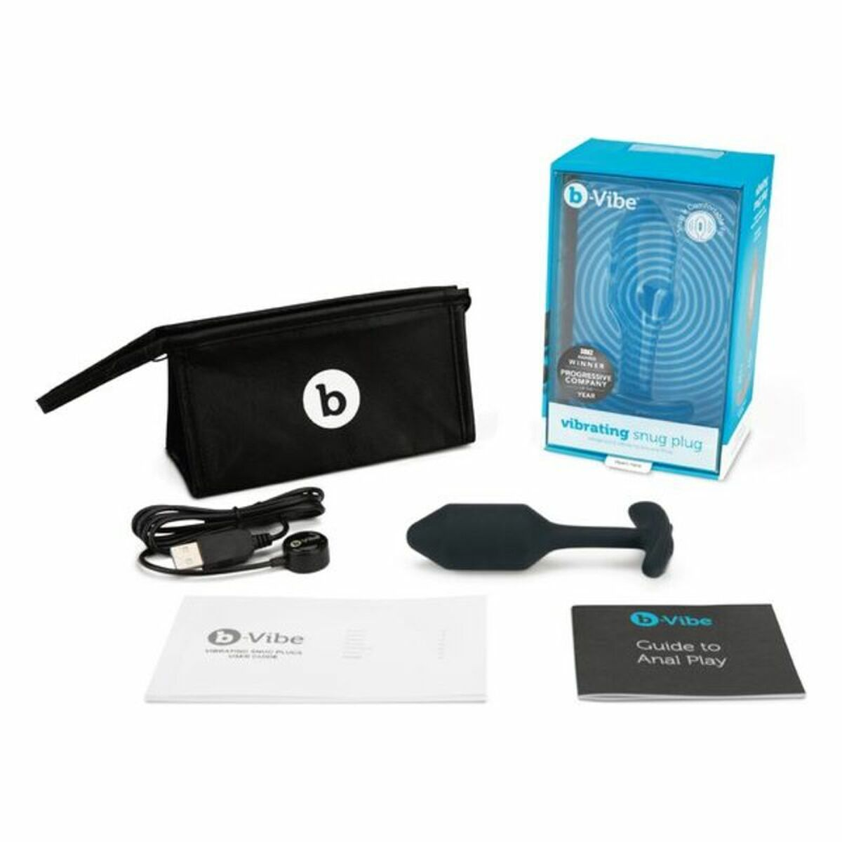 Eine Sammlung von Sexspielzeug, darunter eine schwarze Tasche, ein vibrierender Snug-Plug und eine Anleitung zum Analverkehr.