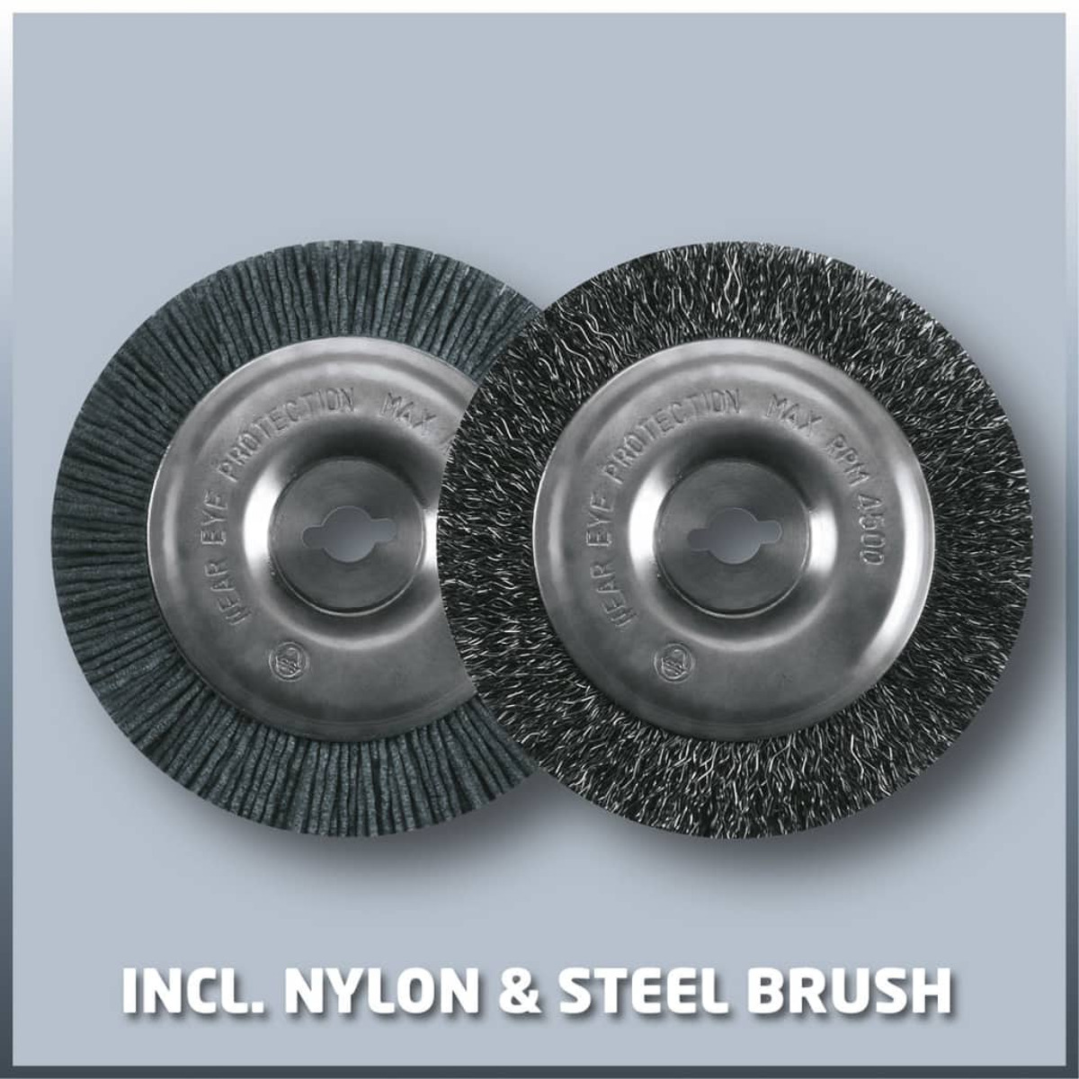 Deux brosses circulaires en fil de fer avec des soies en nylon et en acier, sur fond gris.