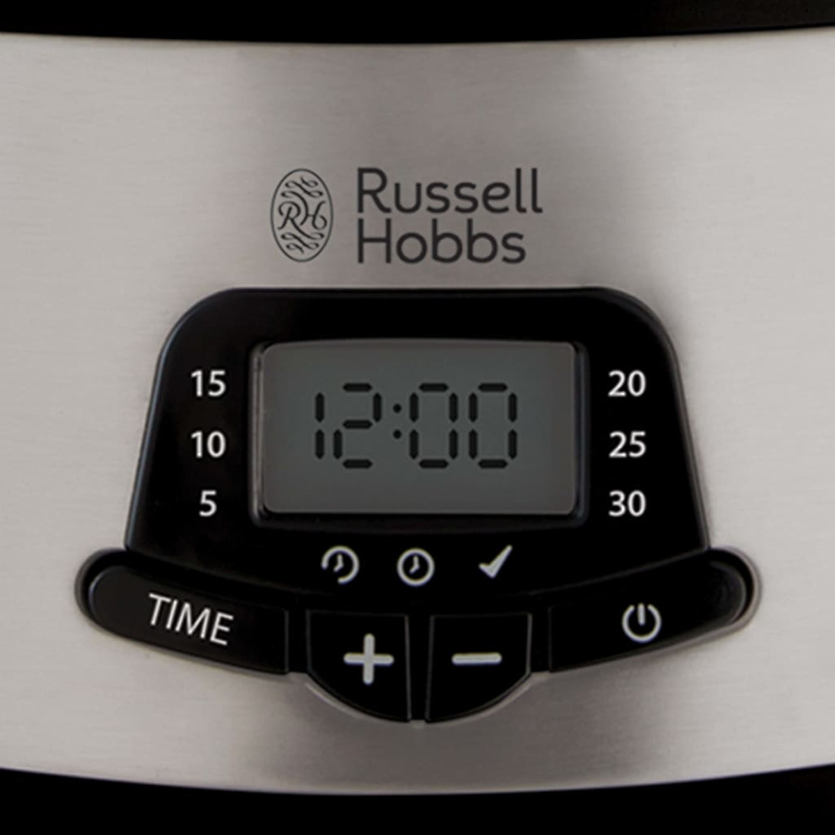Bir Russell Hobbs dijital saat ekranının yakın çekimi. Zaman göstergesi ve düğmelerle siyah kontrol paneli.