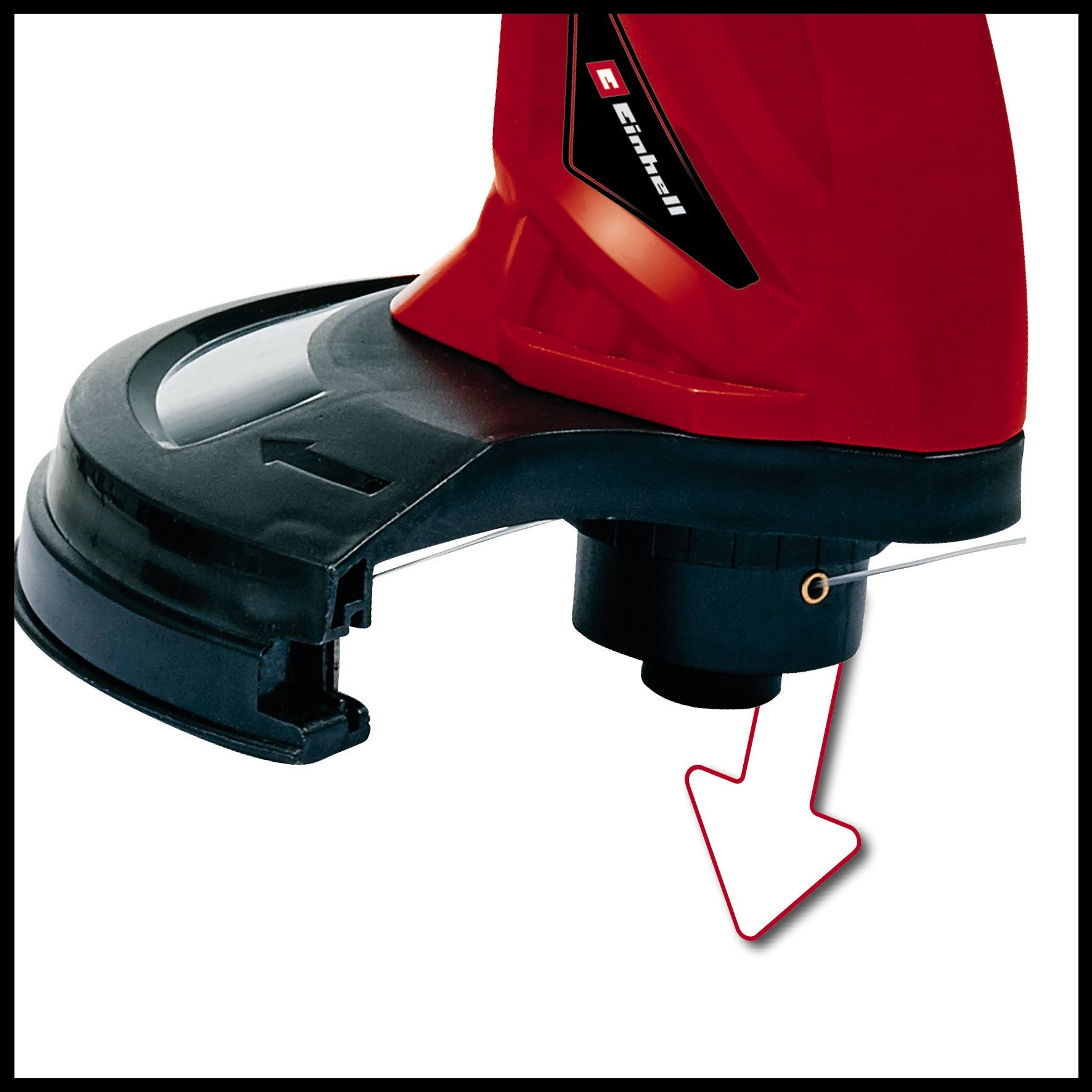 Rote und schwarze Rasentrimmer-Maschine. Nahaufnahme zeigt den Schneidkopf und Pfeil.