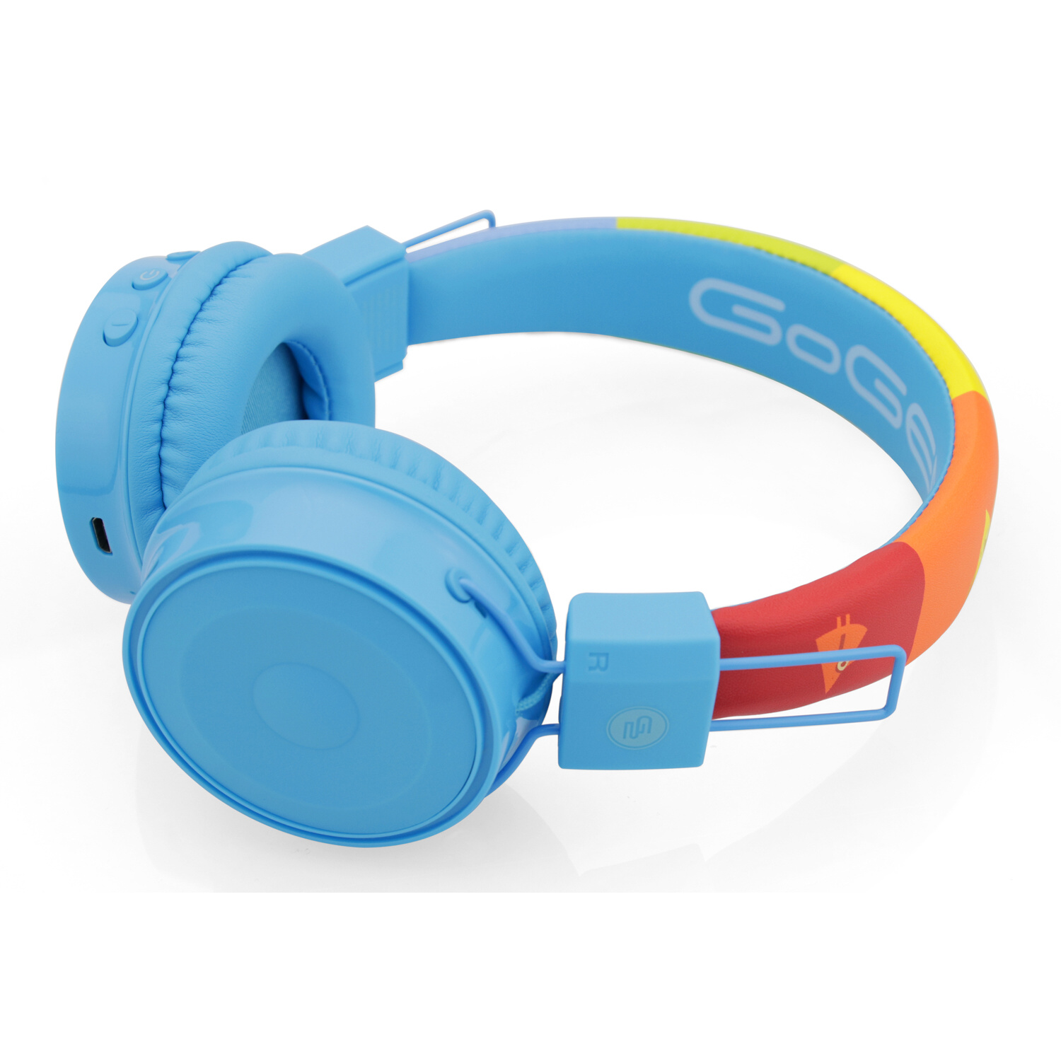 Blaue Kopfhörer mit Regenbogenband, schräge Draufsicht. Weißer Hintergrund.