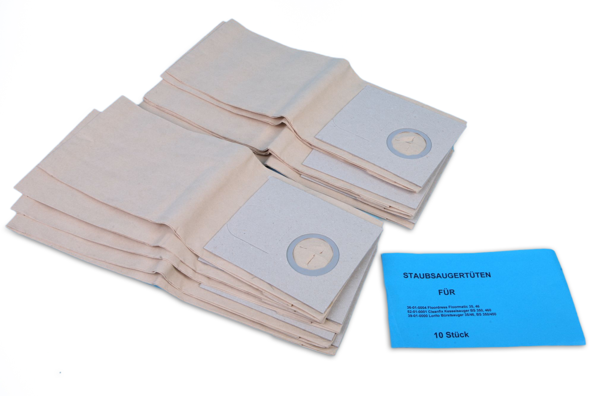 Zehn Staubsaugerbeutel und ein blaues Etikett auf weißem Hintergrund. Die Beutel sind beige.