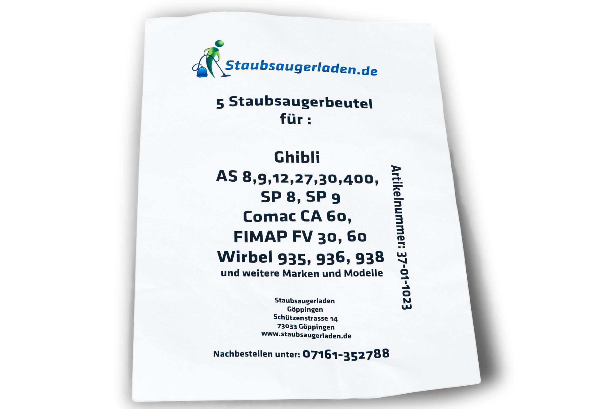 Ein weißes Blatt mit deutschem Text für Staubsaugerbeutel, einschließlich Modellnamen und Kontaktdaten.
