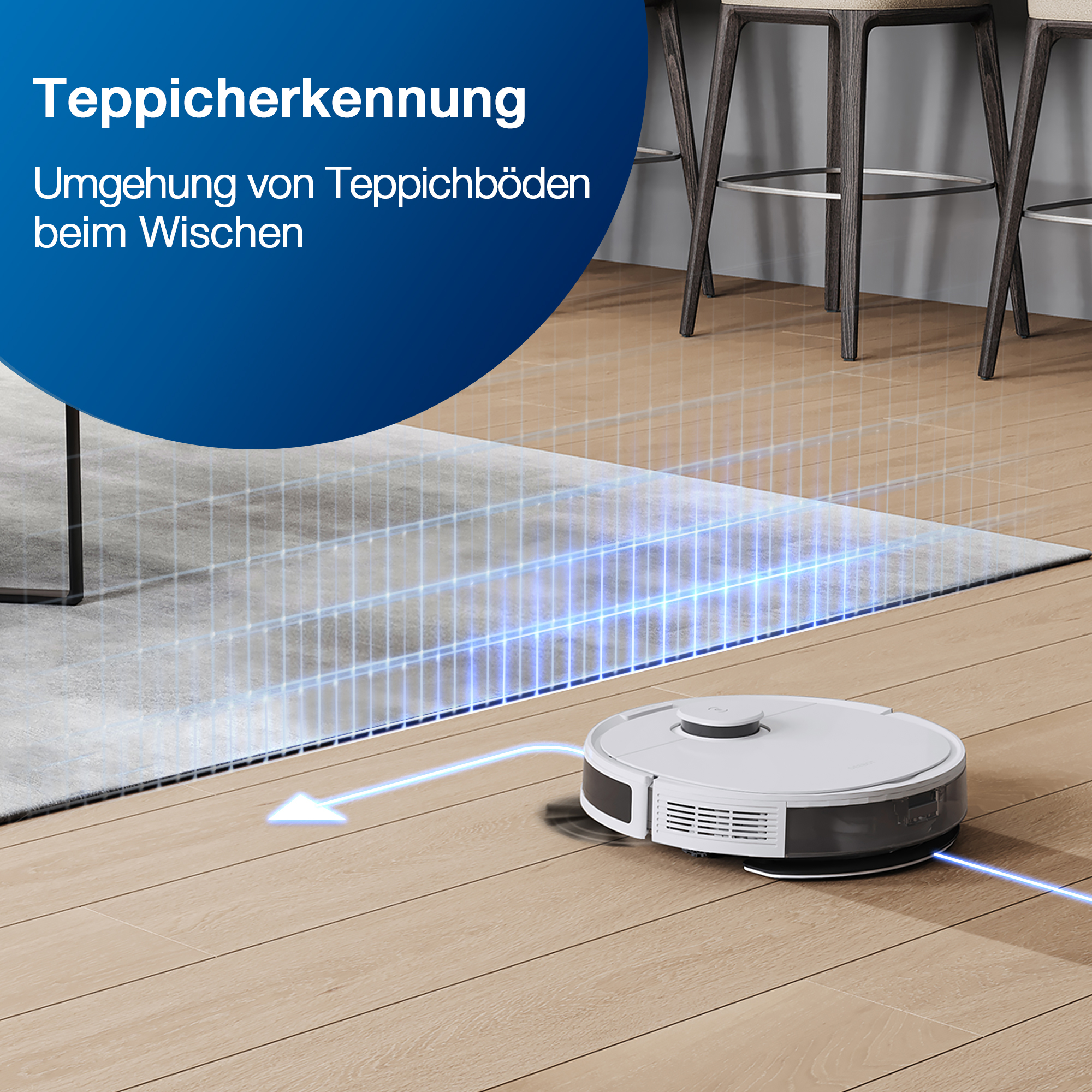 Robot aspirapolvere su pavimento in legno con testo sovrapposto.